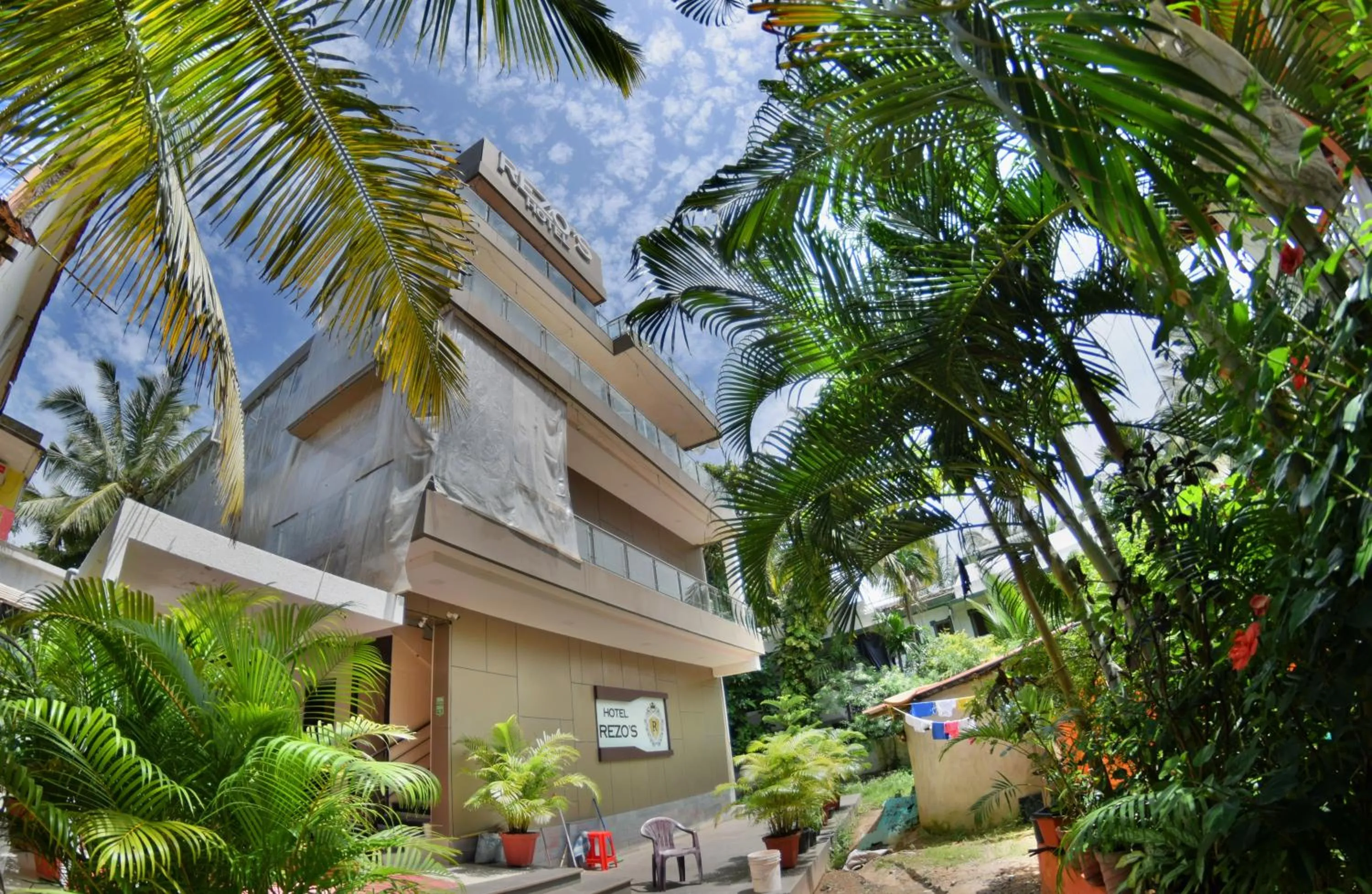 Property building in Hotel Rezo's