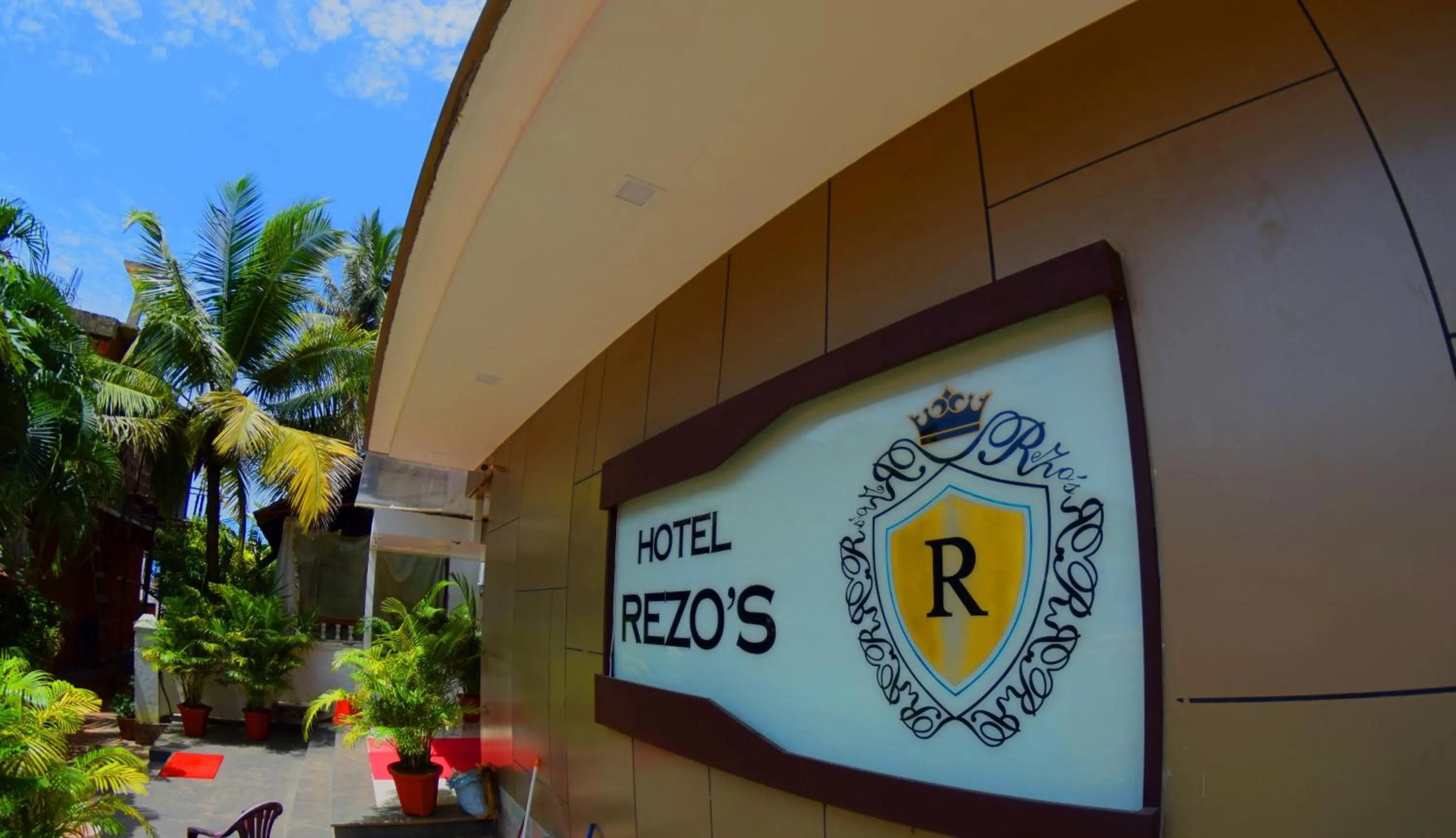 Hotel Rezo's