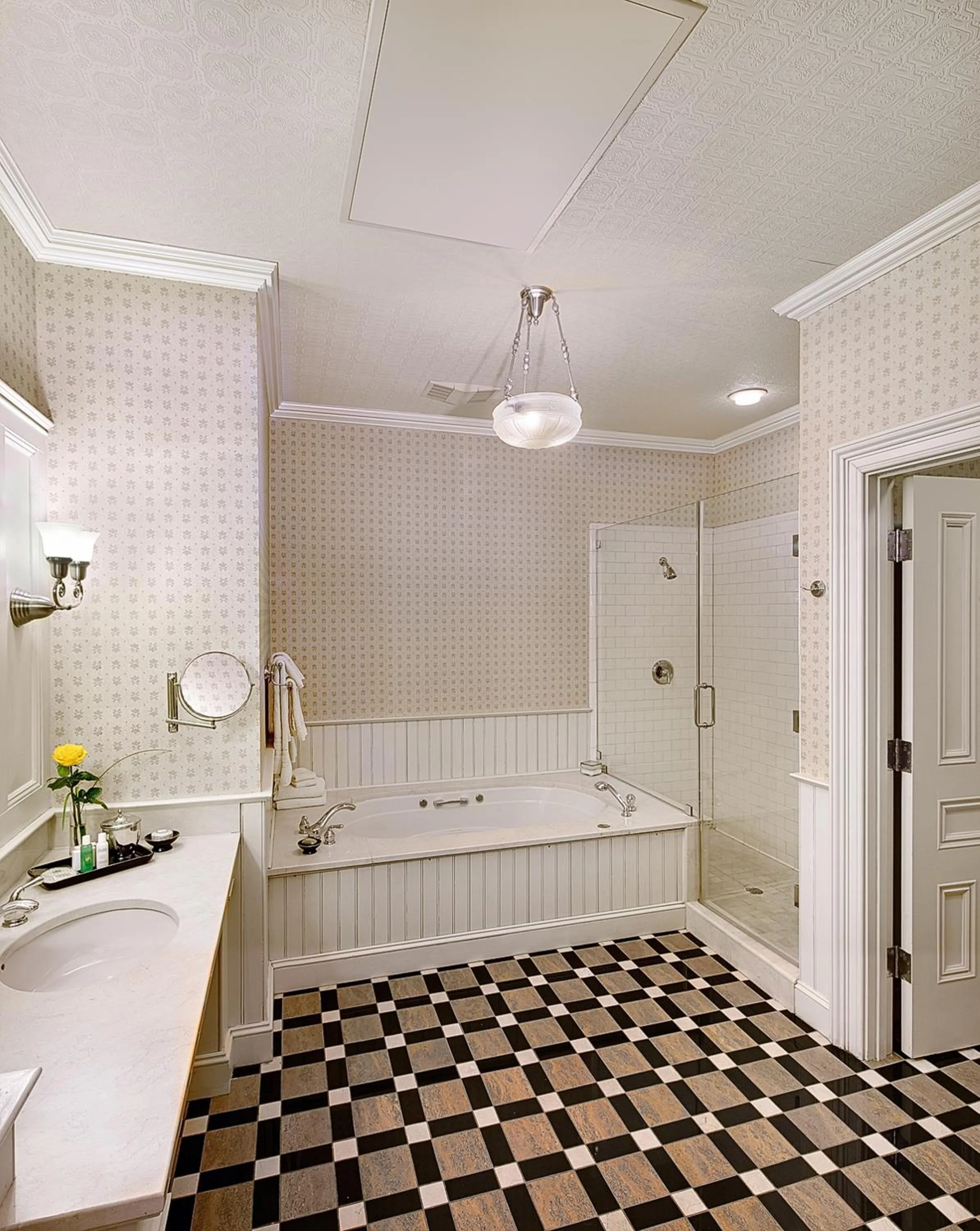Bathroom in Wentworth Mansion