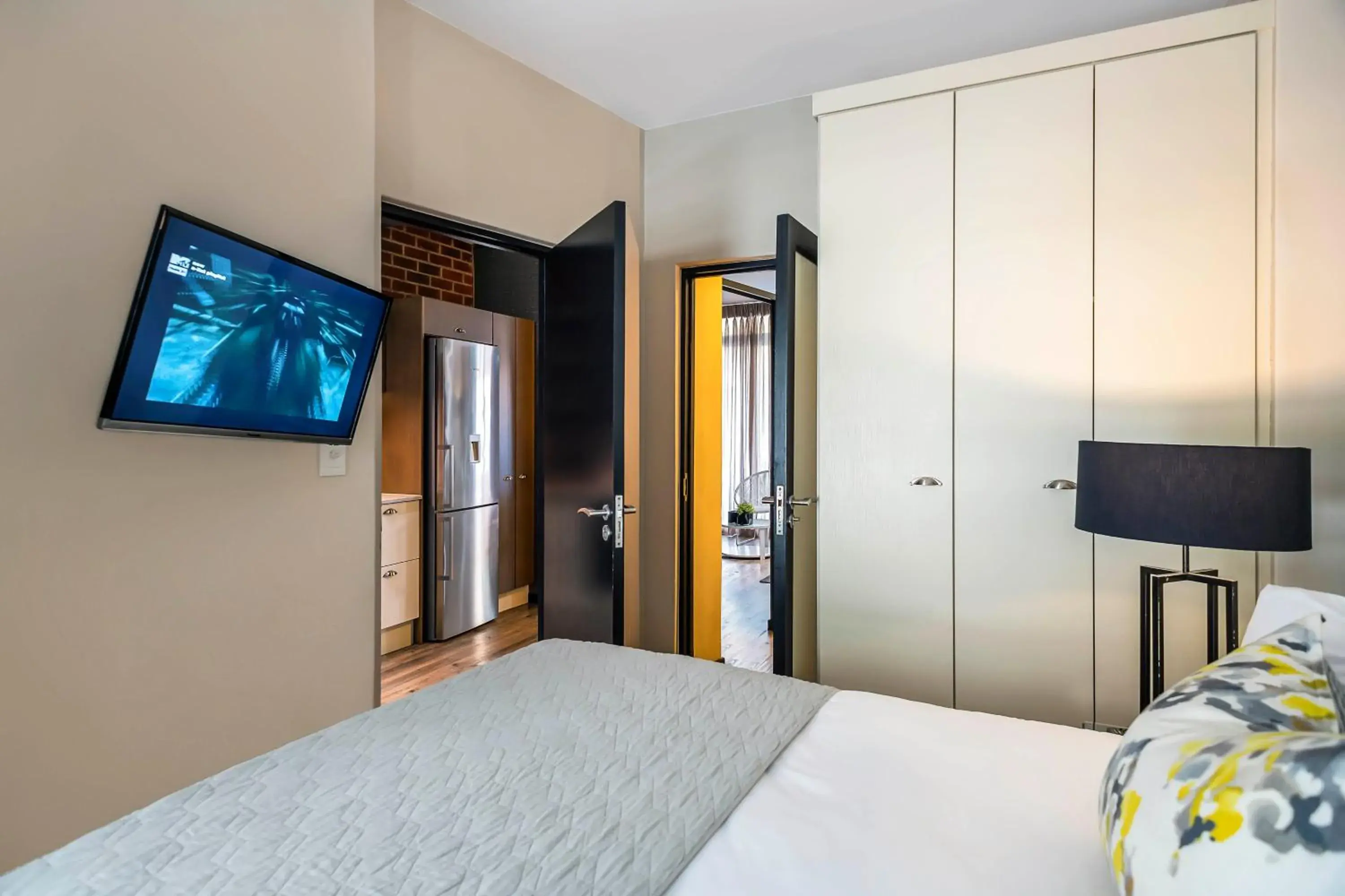 One-Bedroom Apartment in CAG The Vantage Rosebank One-Bedroom Apartment in CAG The Vantage Rosebank