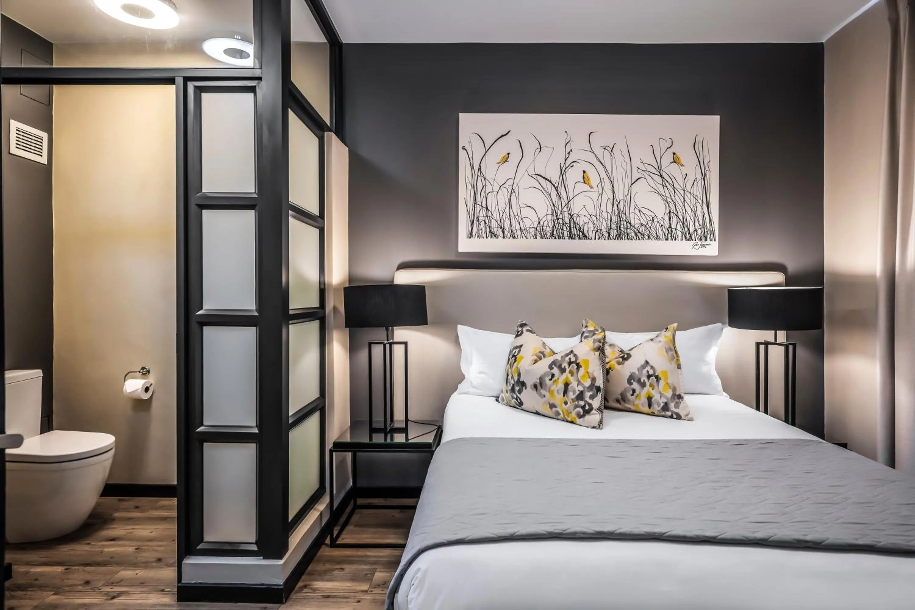 Toilet, Bed in CAG The Vantage Rosebank