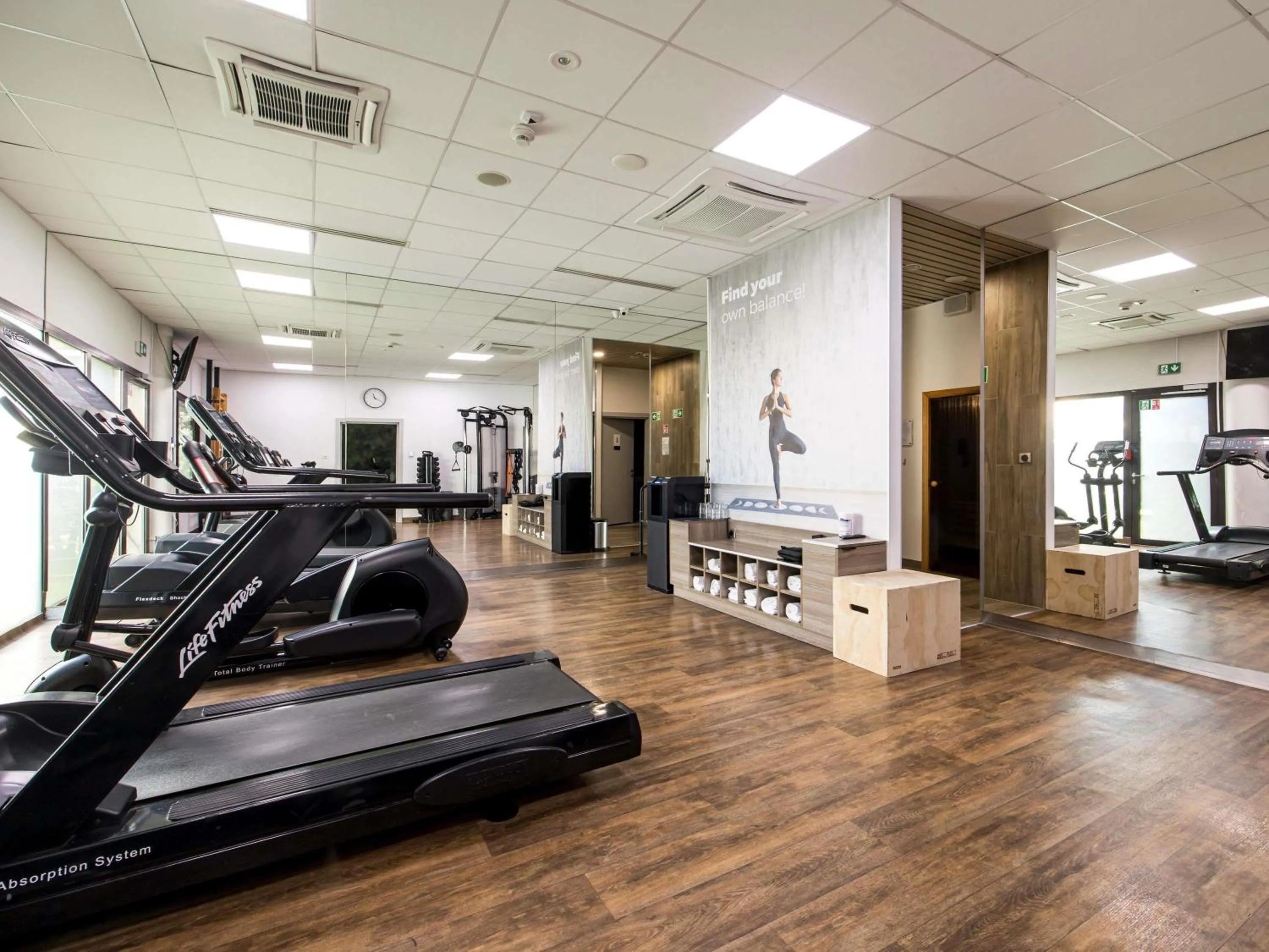 Fitness centre/facilities in Novotel Wrocław Centrum