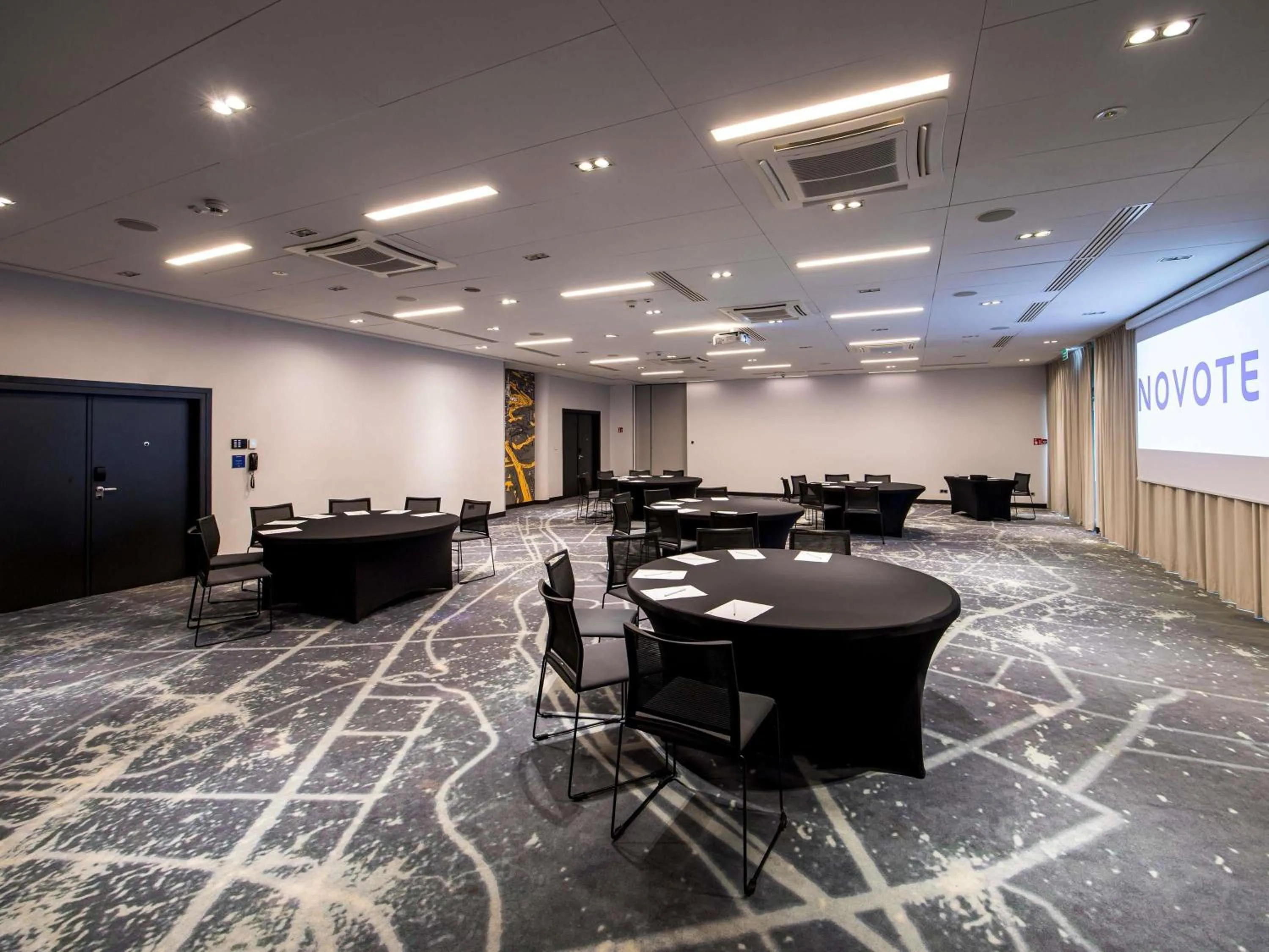 Meeting/conference room in Novotel Wrocław Centrum