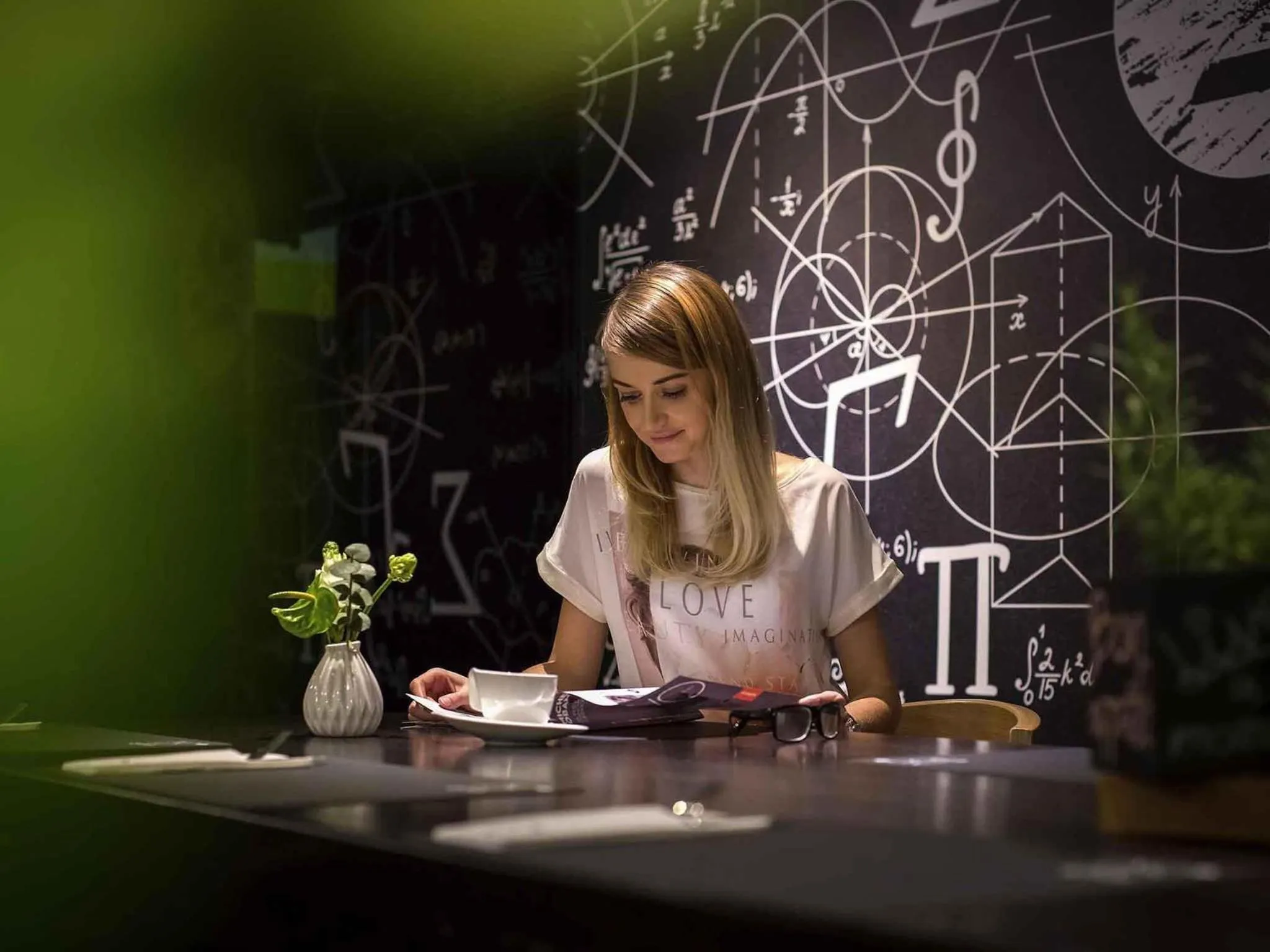 Restaurant/places to eat in Novotel Wrocław Centrum