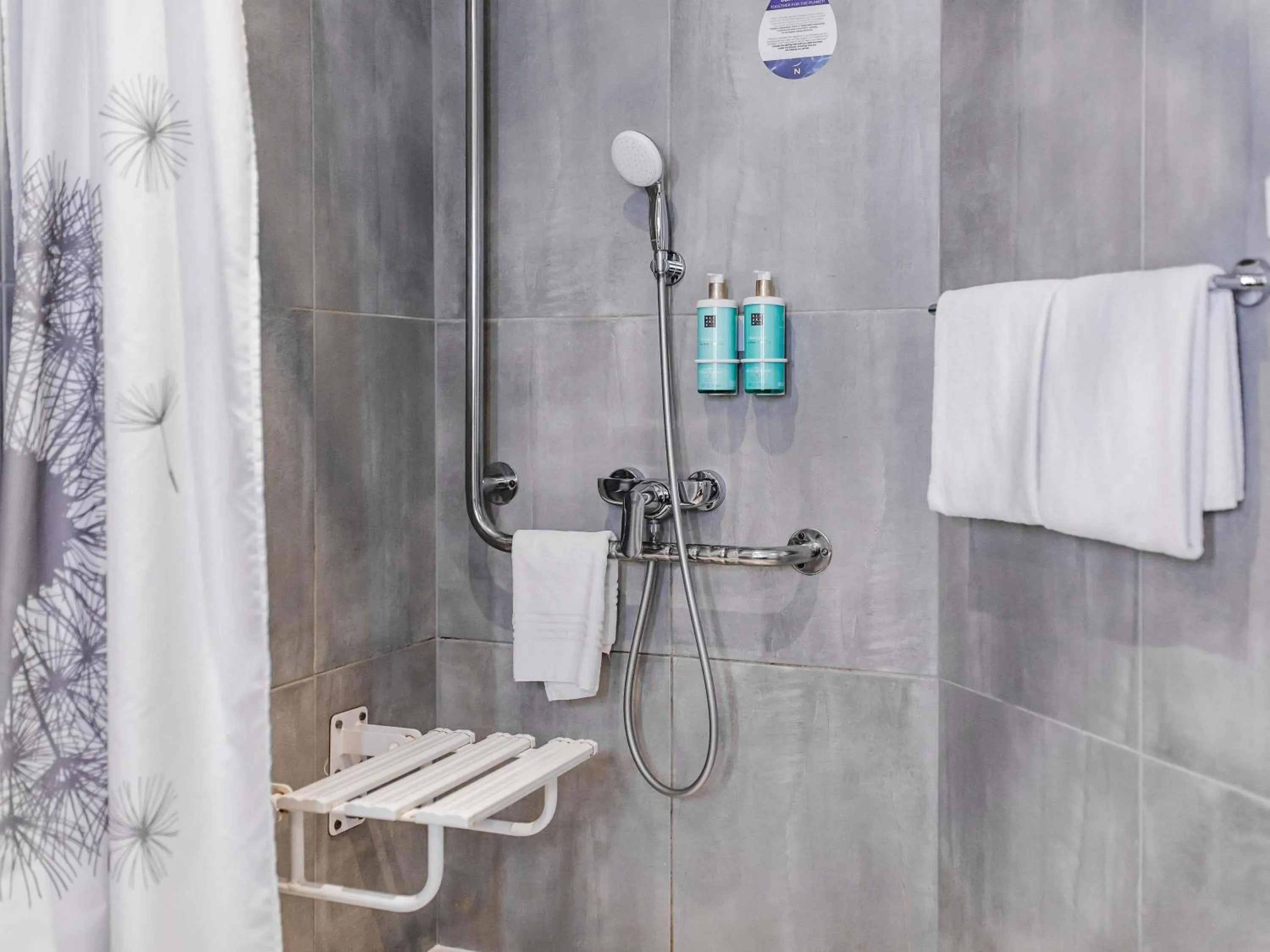 Bedroom in Novotel Wrocław Centrum