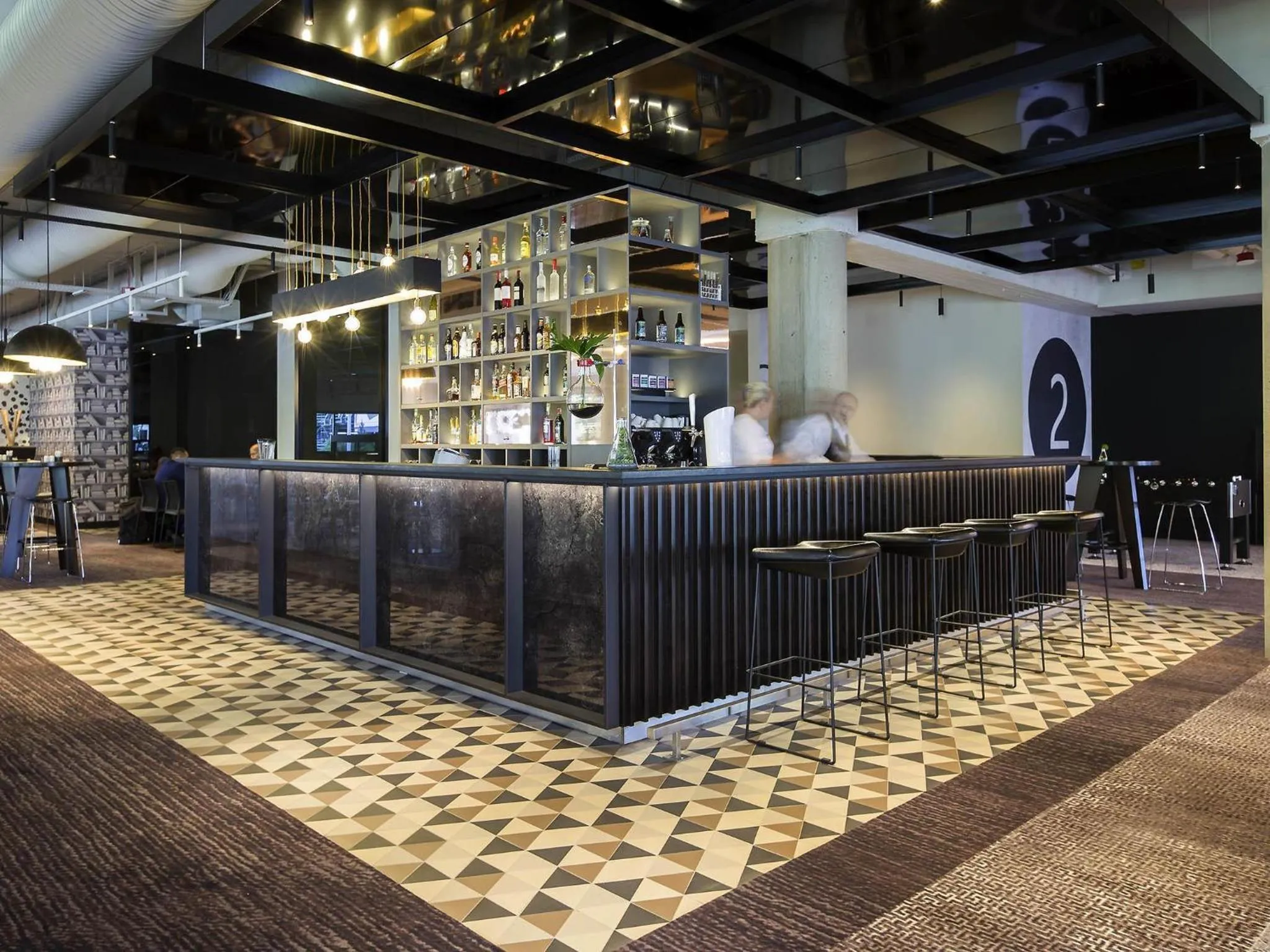 Restaurant/places to eat in Novotel Wrocław Centrum