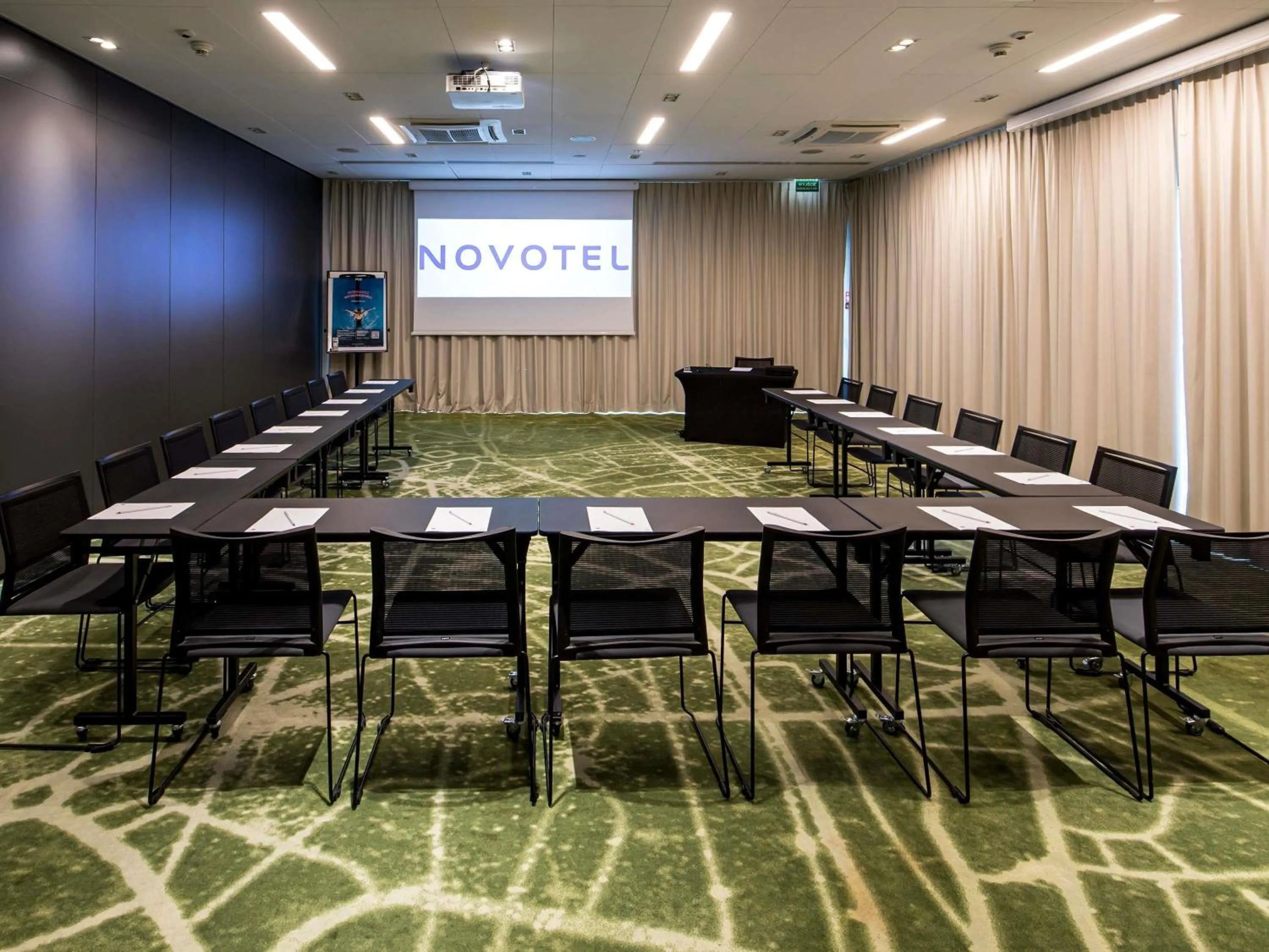 Meeting/conference room in Novotel Wrocław Centrum