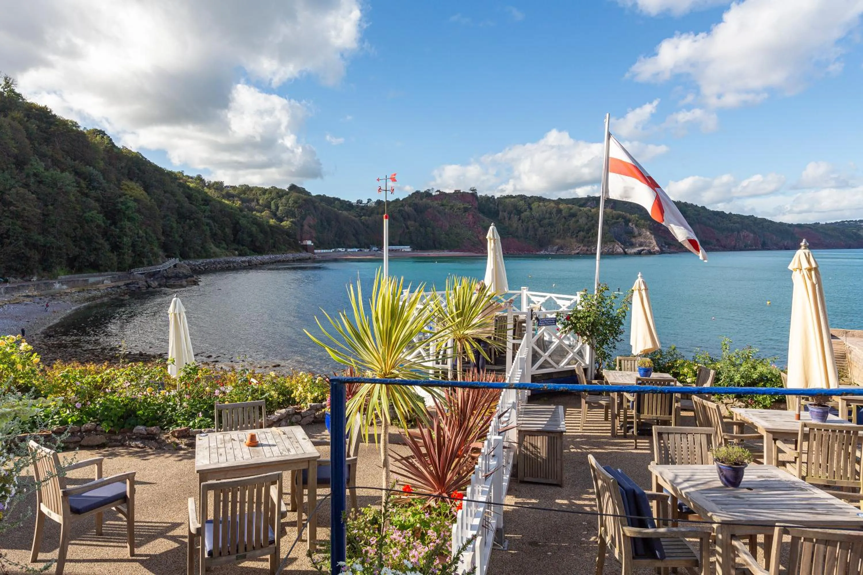 Garden in Cary Arms & Spa