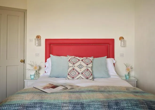 Bed in Cary Arms & Spa