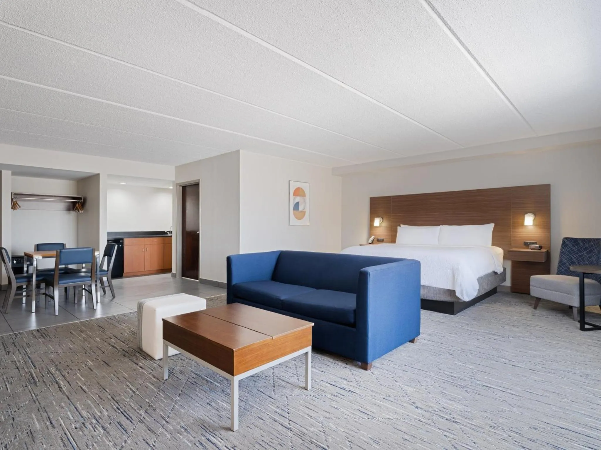 Photo of the whole room, Bed in Holiday Inn Express & Suites Augusta West - Ft Gordon Area by IHG