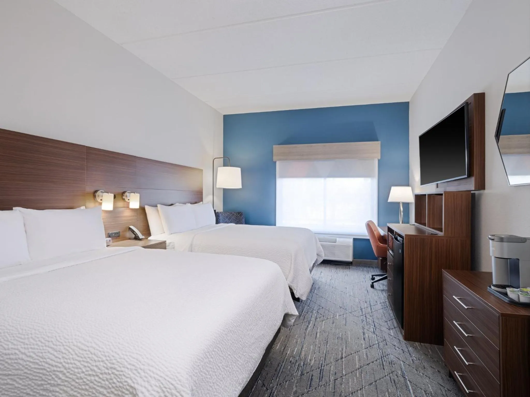 Photo of the whole room, Bed in Holiday Inn Express & Suites Augusta West - Ft Gordon Area by IHG