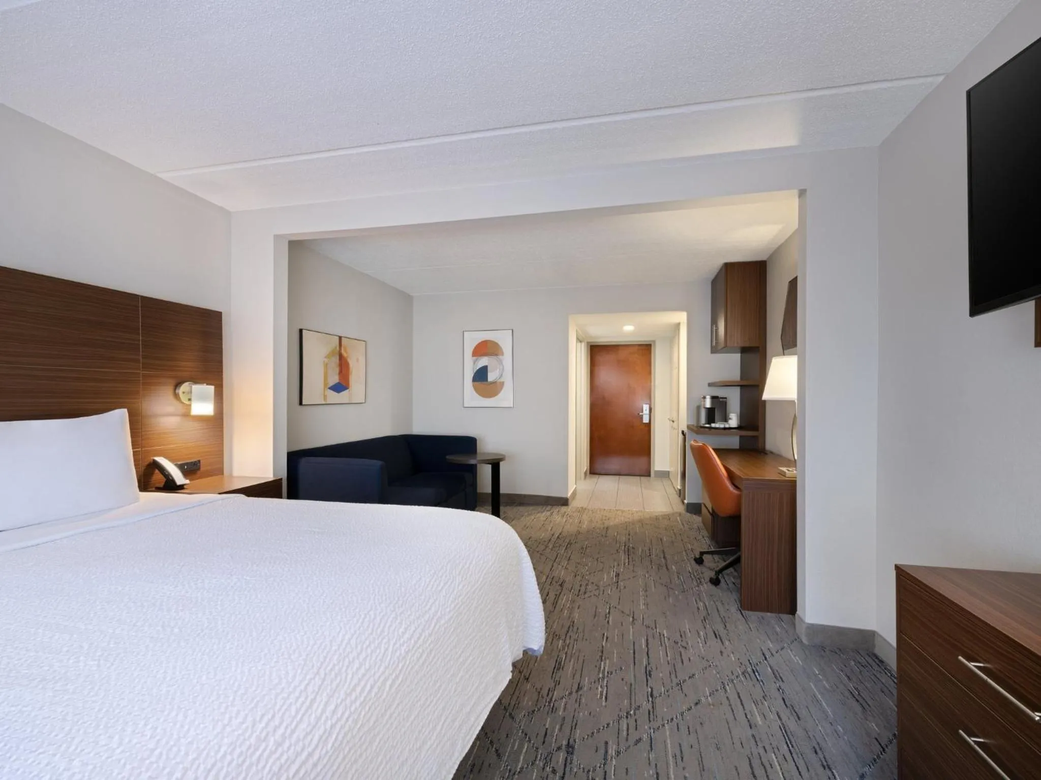 Photo of the whole room, Bed in Holiday Inn Express & Suites Augusta West - Ft Gordon Area by IHG