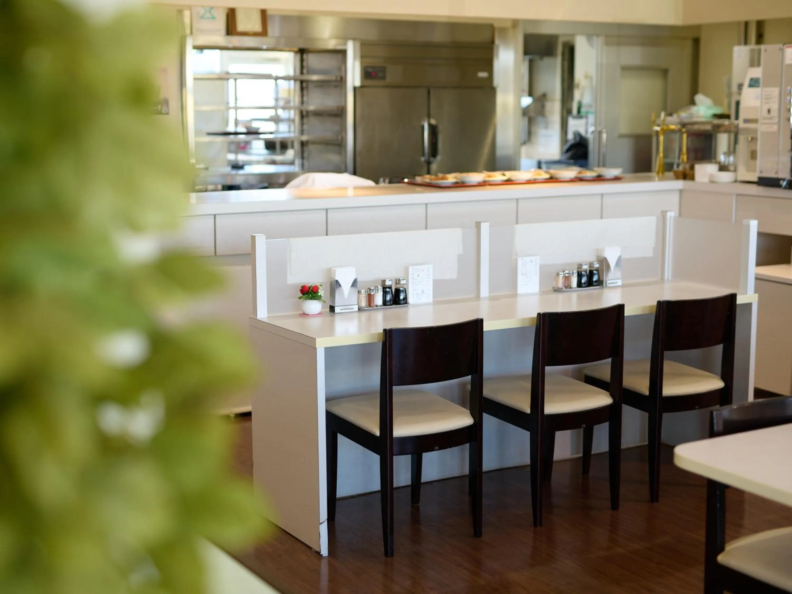 Restaurant/places to eat in Business Hotel Okadaya Bayside