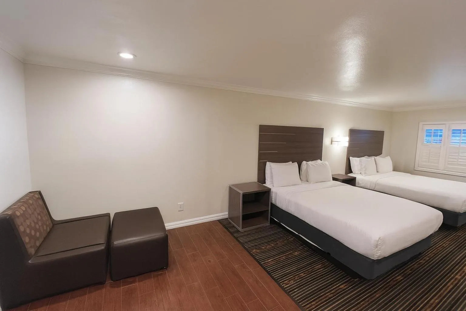 Bedroom, Bed in El Castell Motel