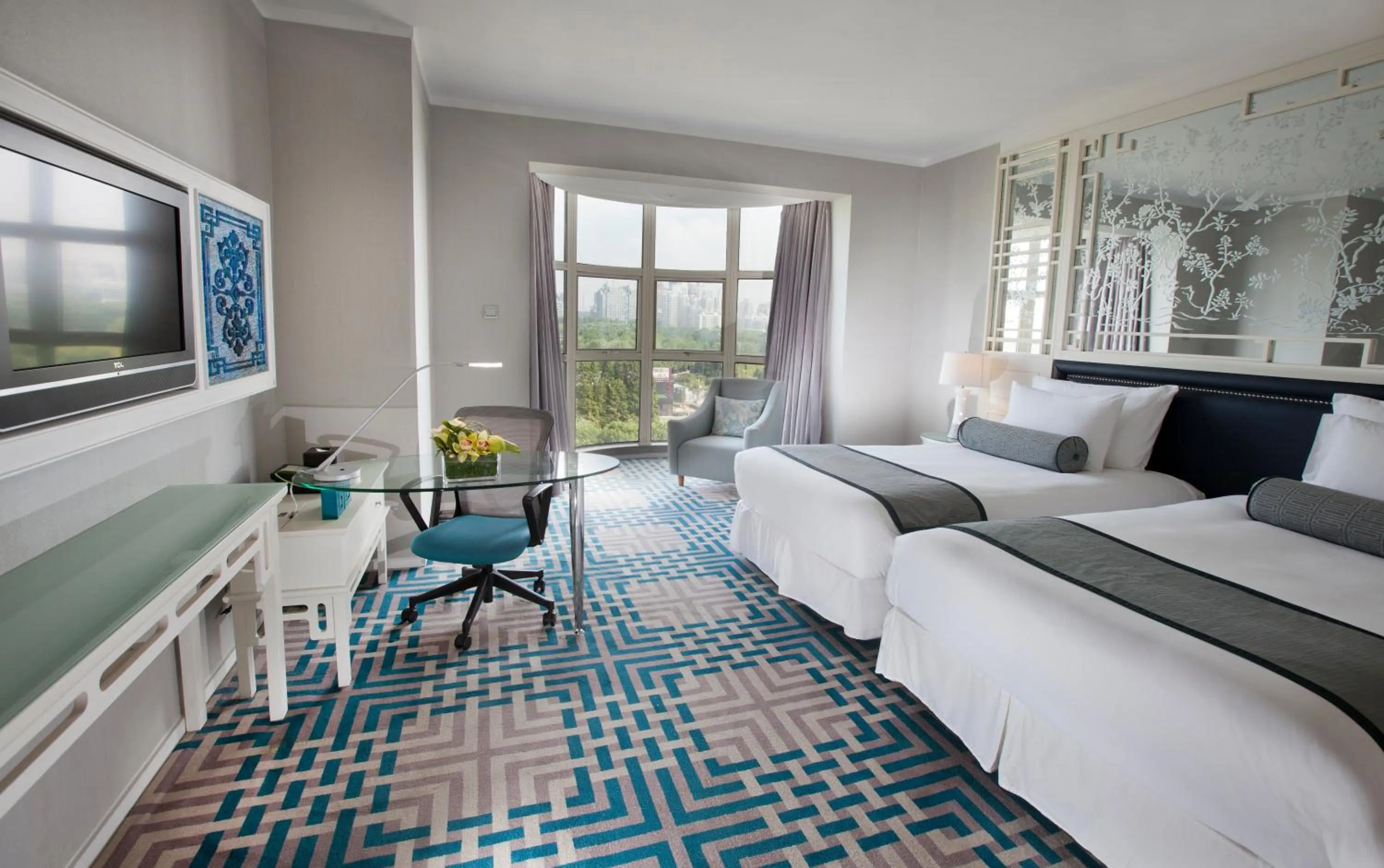 Photo of the whole room, Bed in Dorsett Shanghai