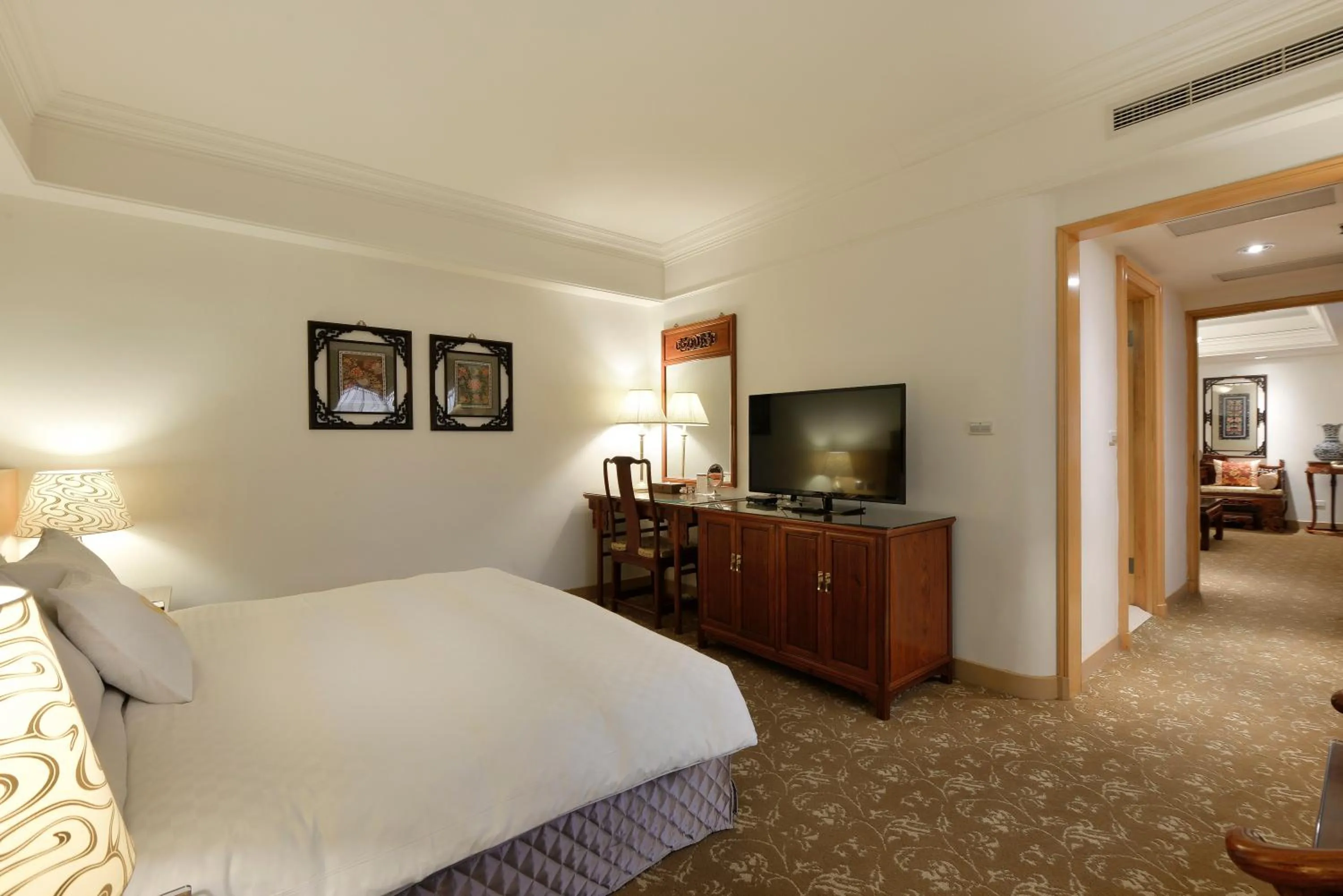 Bed in Hotel Sunshine