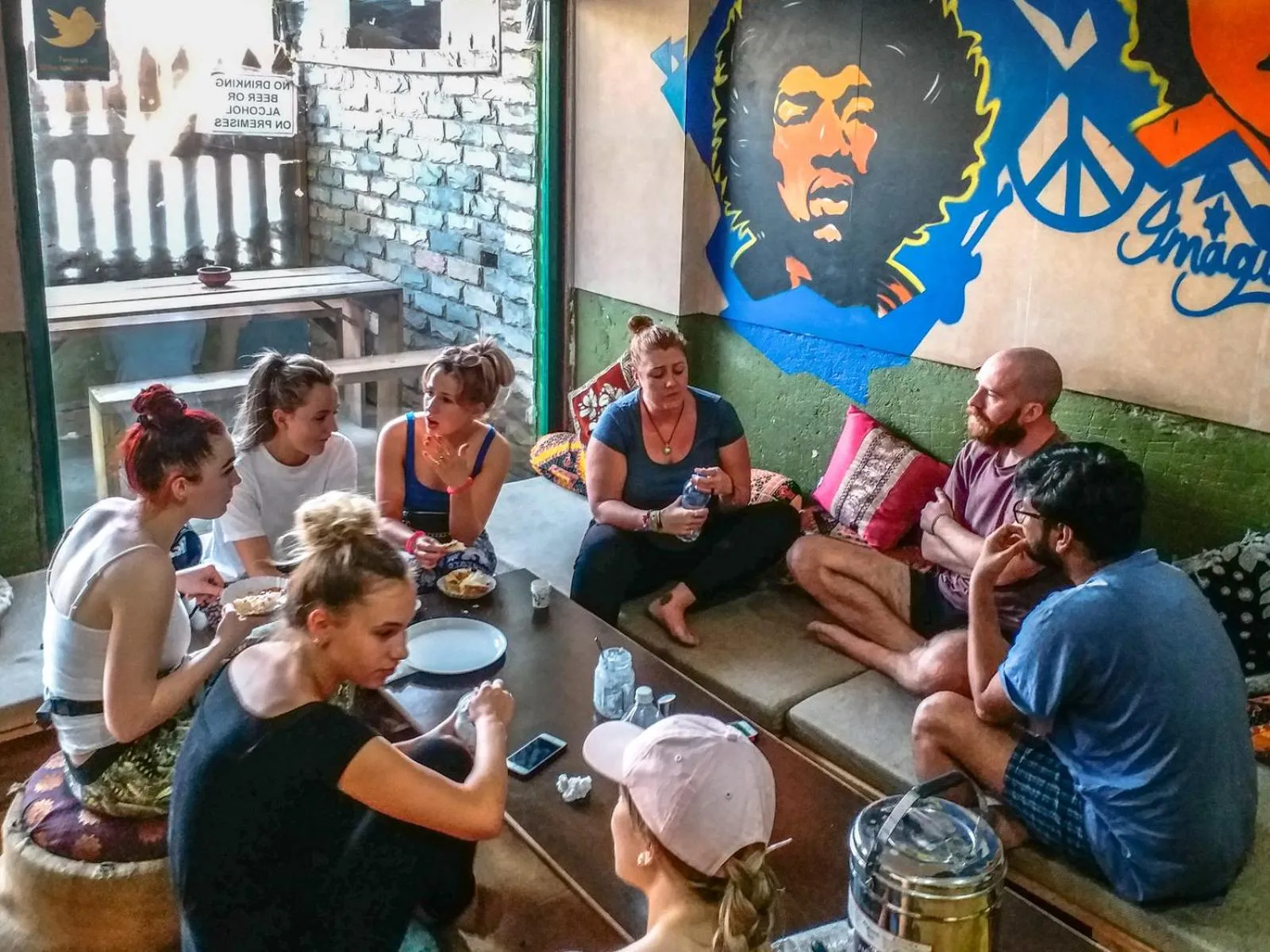 People in Backpackers Villa Mumbai