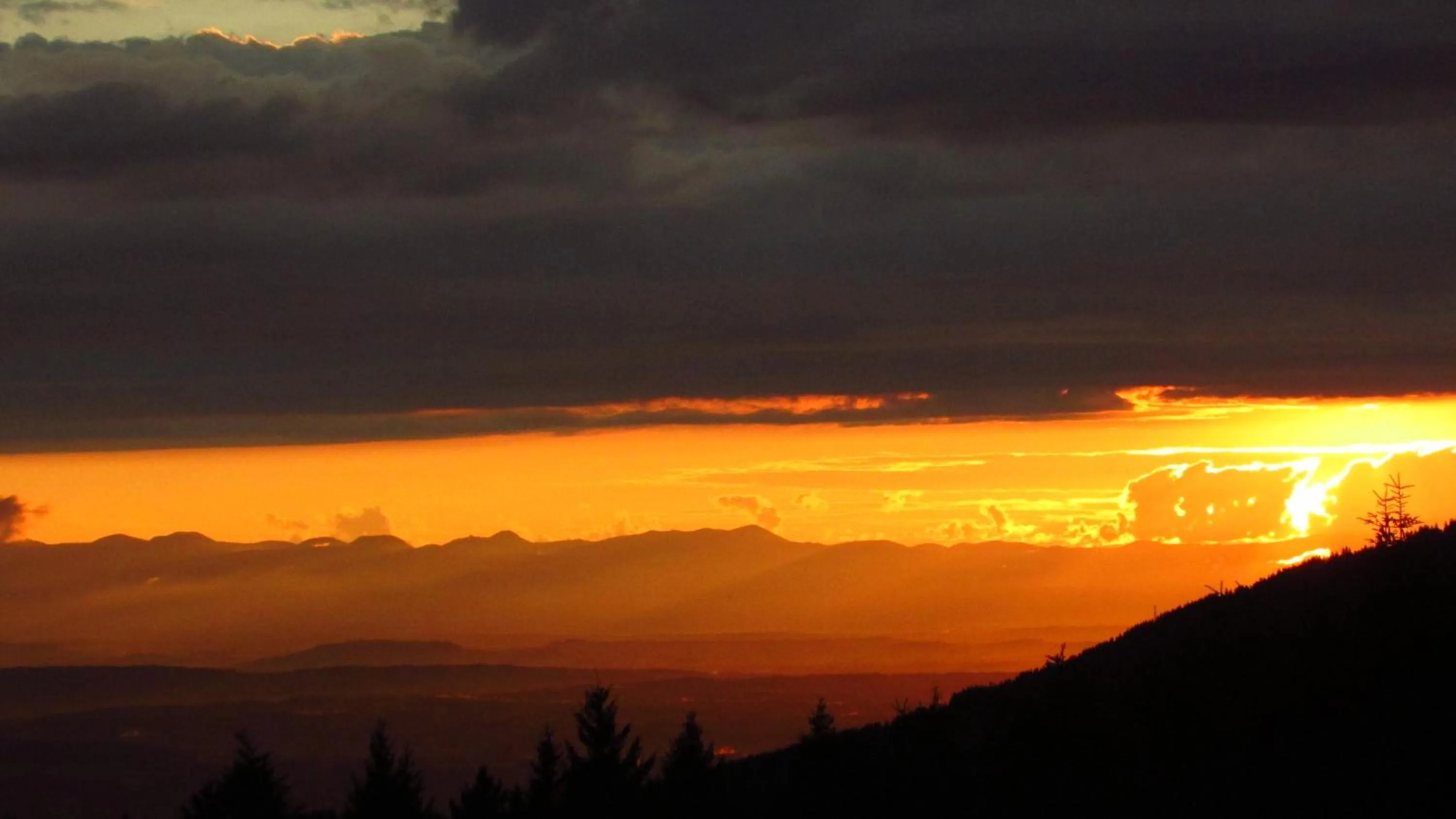 Landmark view in B&B Les Paddocks