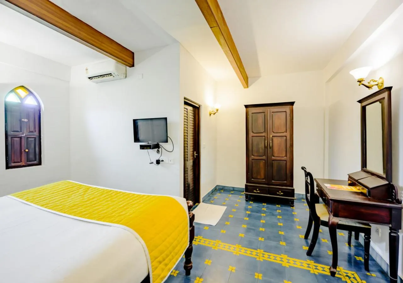 Photo of the whole room, Bed in Bloom Boutique Waterfront Fort Kochi