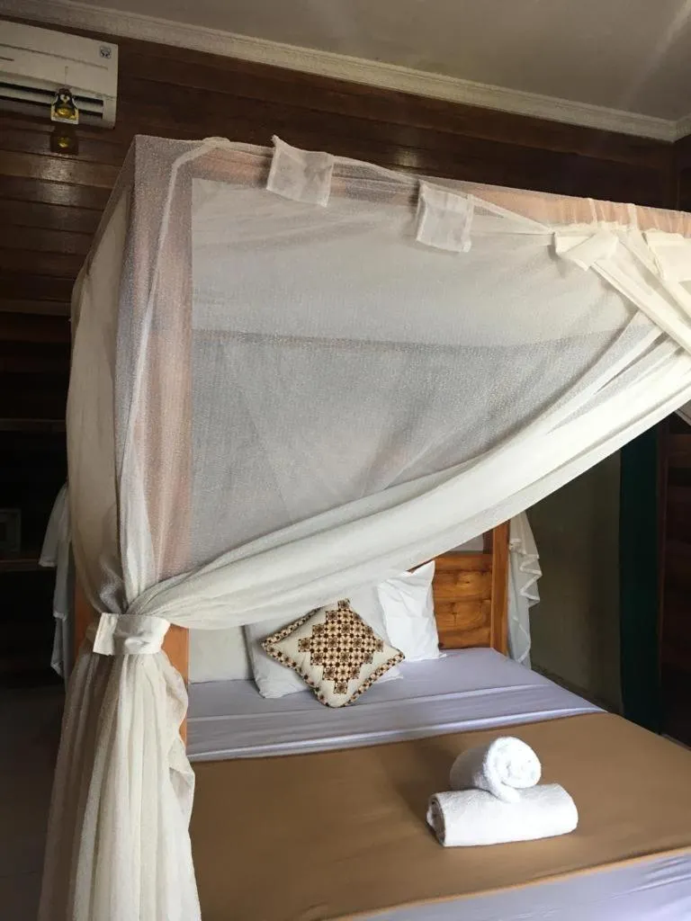 Bed in Linda Beach Hotel