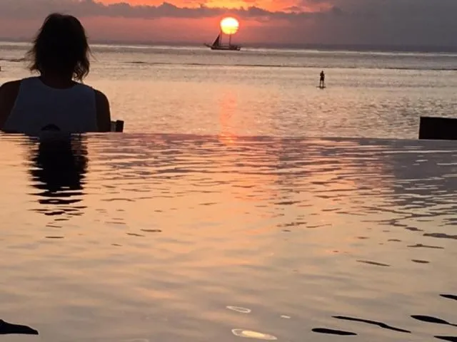 Beach in Linda Beach Hotel