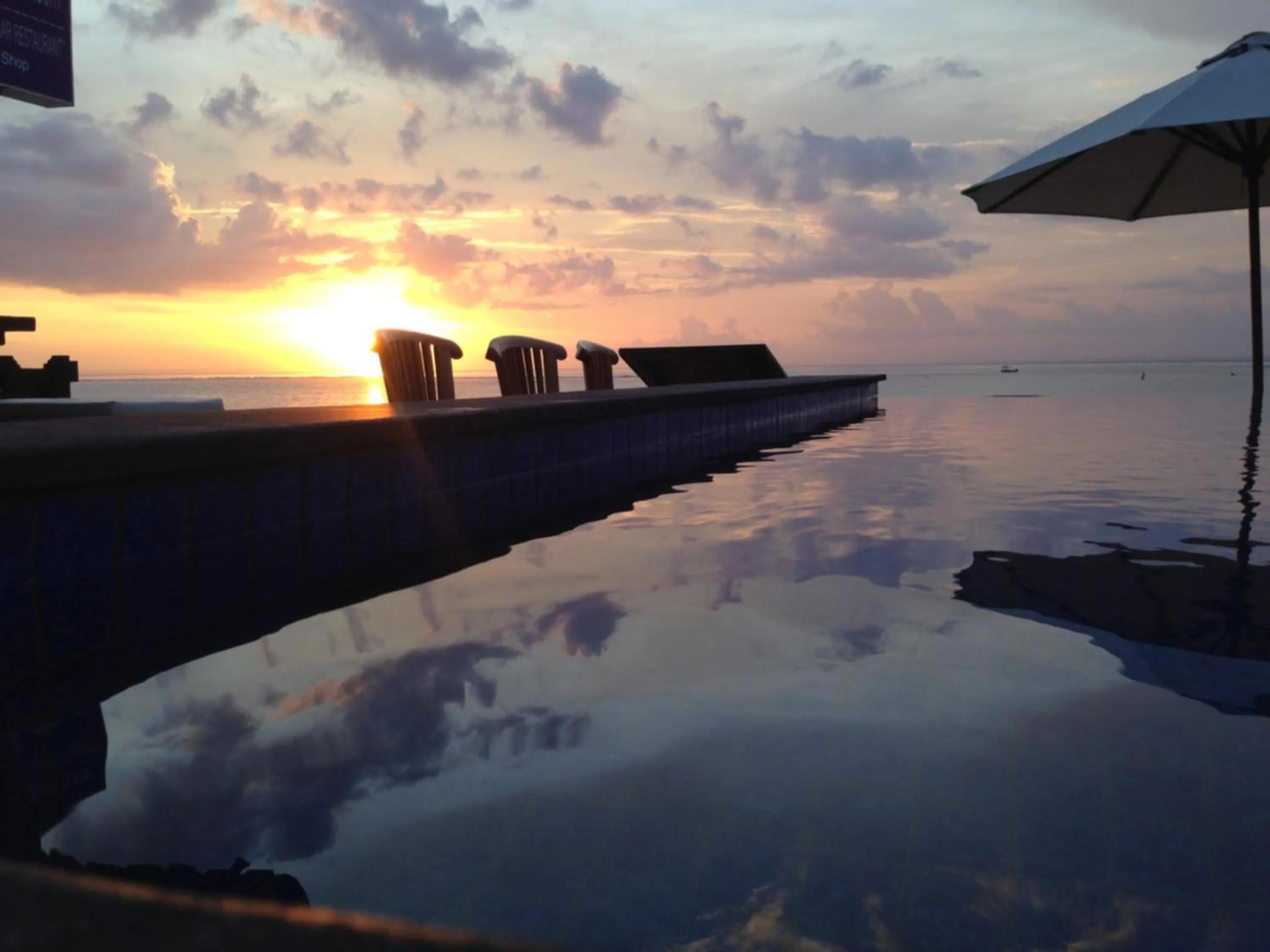 Sunset in Linda Beach Hotel