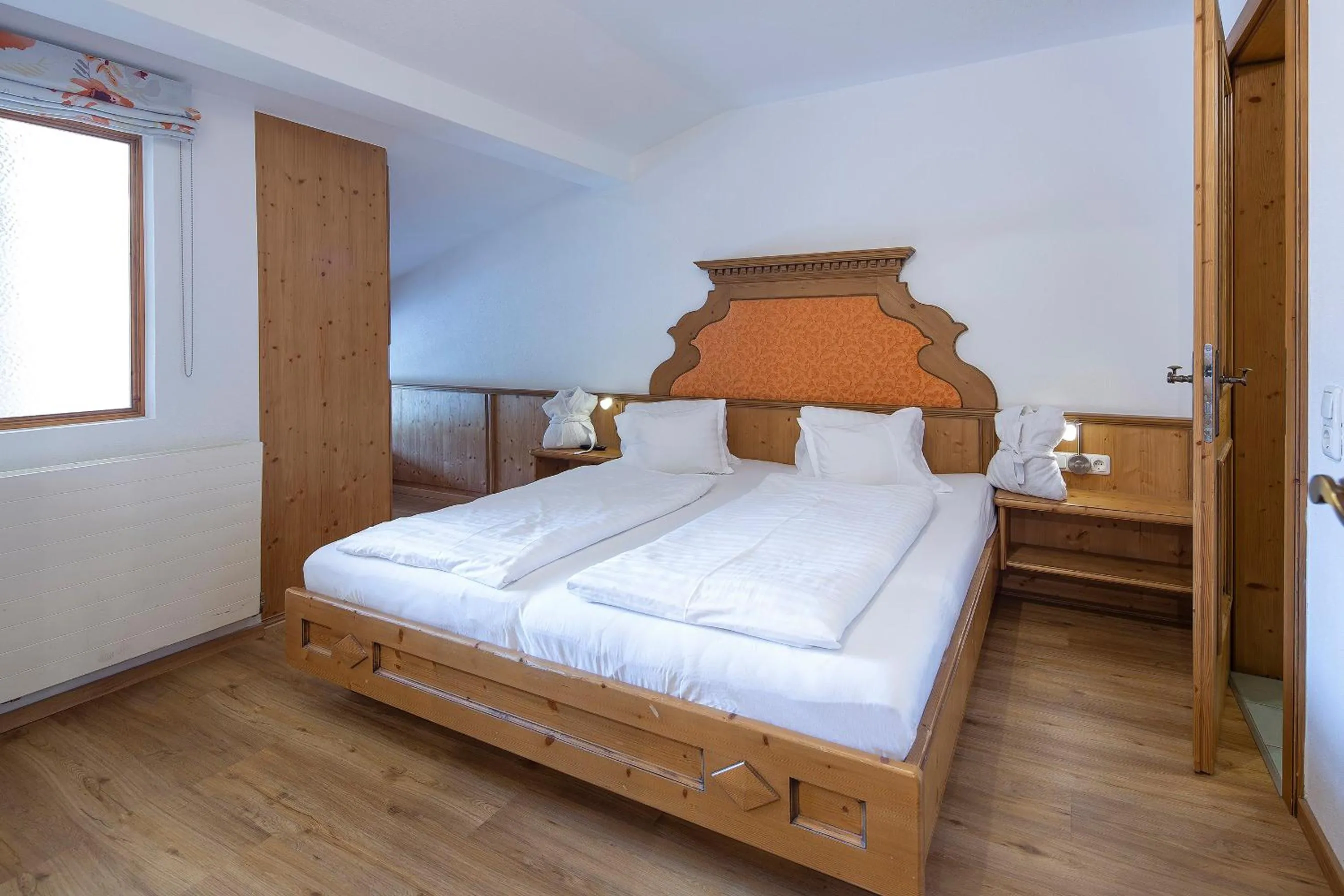 Bedroom, Bed in Hotel Gasthof Obermair