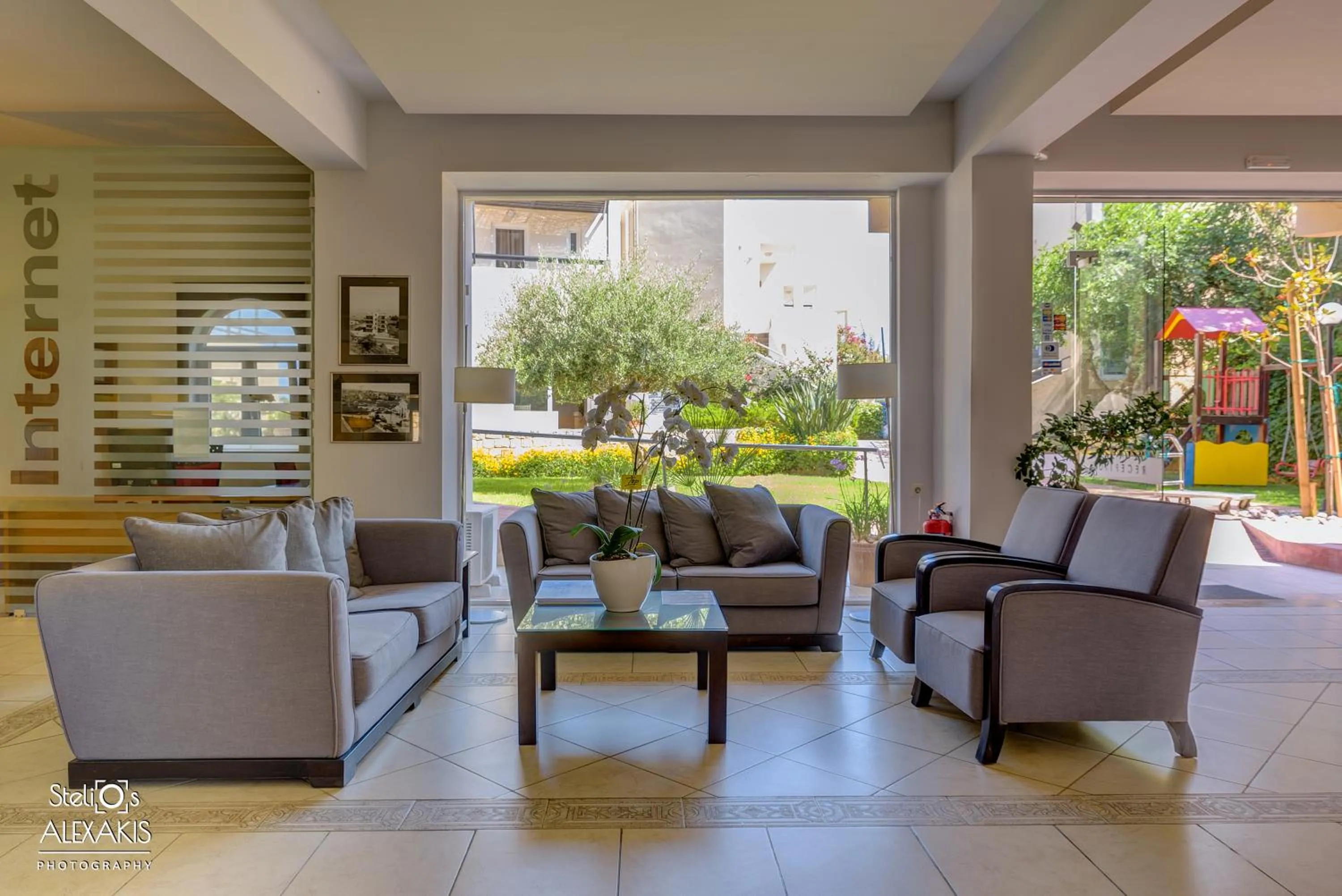 Lobby or reception in Corinna Mare