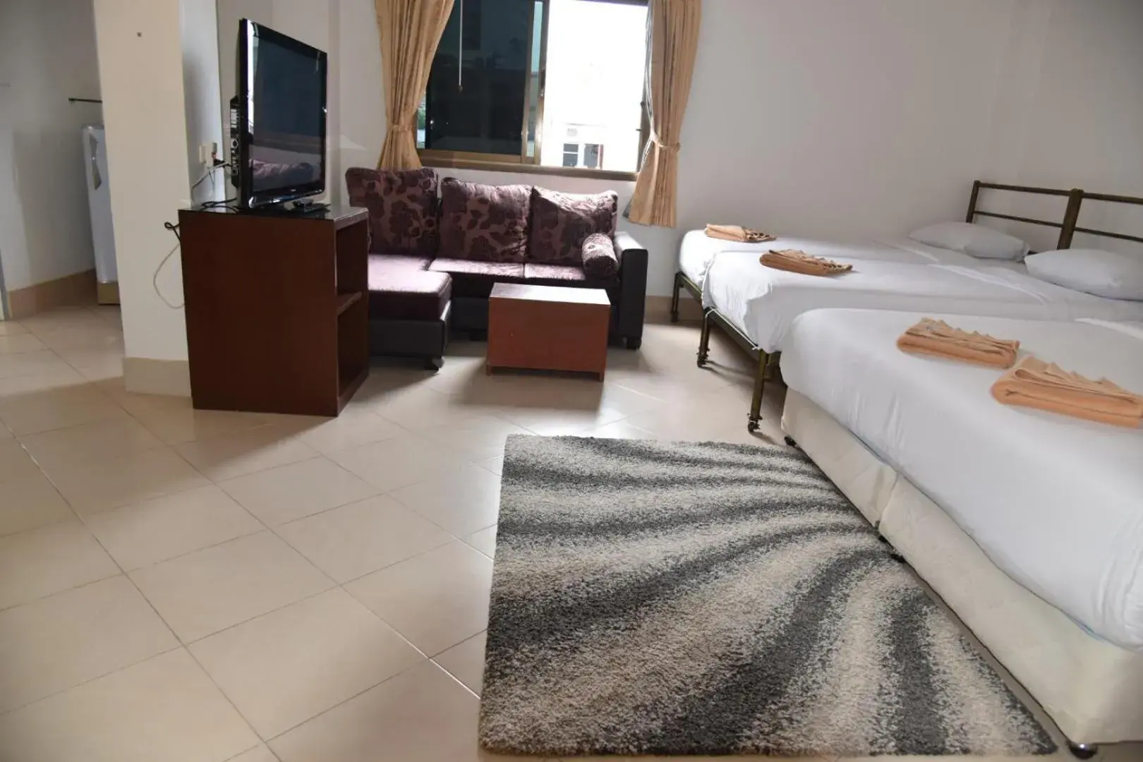 Baan Petcharat Baan Petcharat