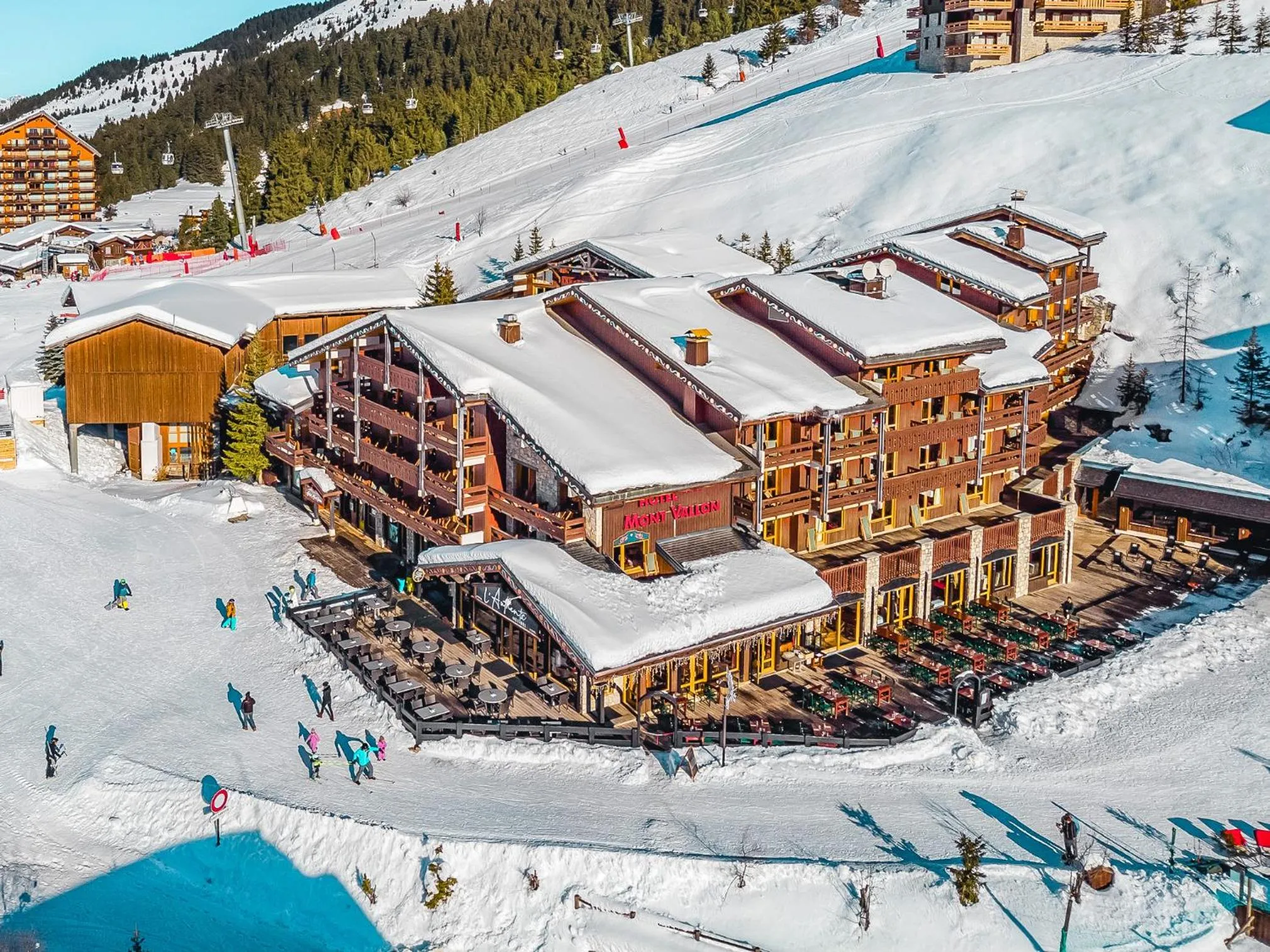 Property building in Hotel Mont Vallon