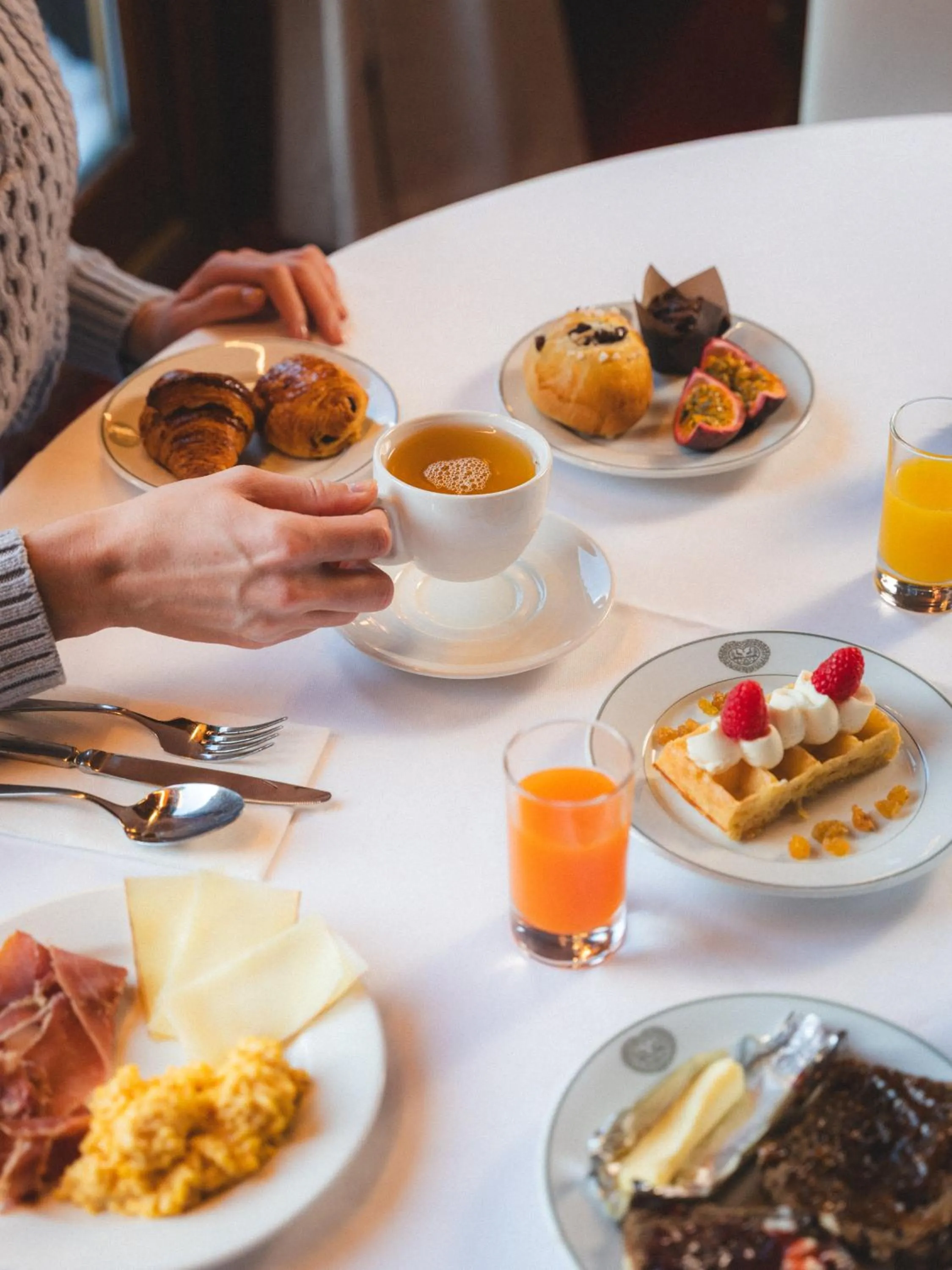 Buffet breakfast in Hotel Mont Vallon