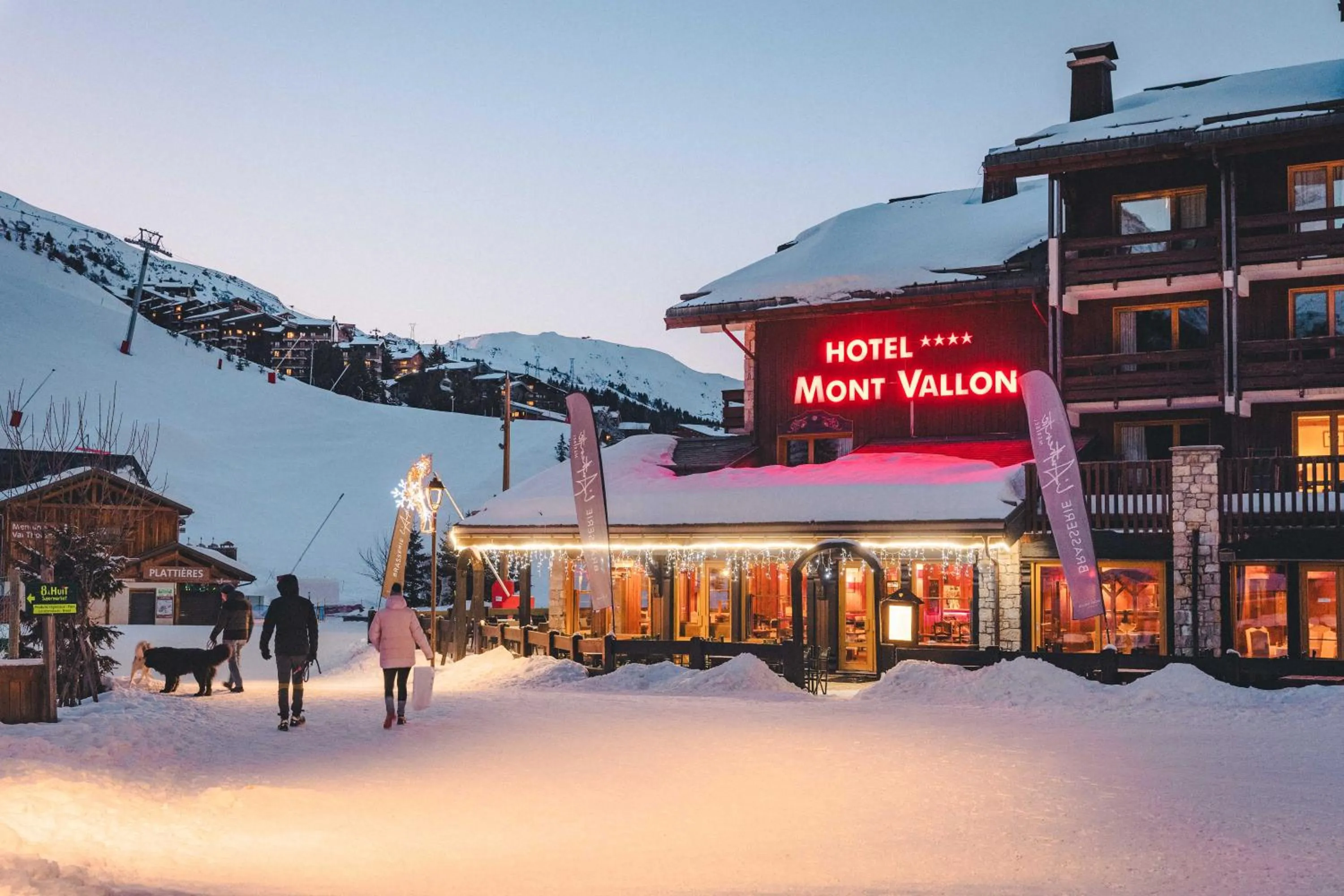 Property building in Hotel Mont Vallon