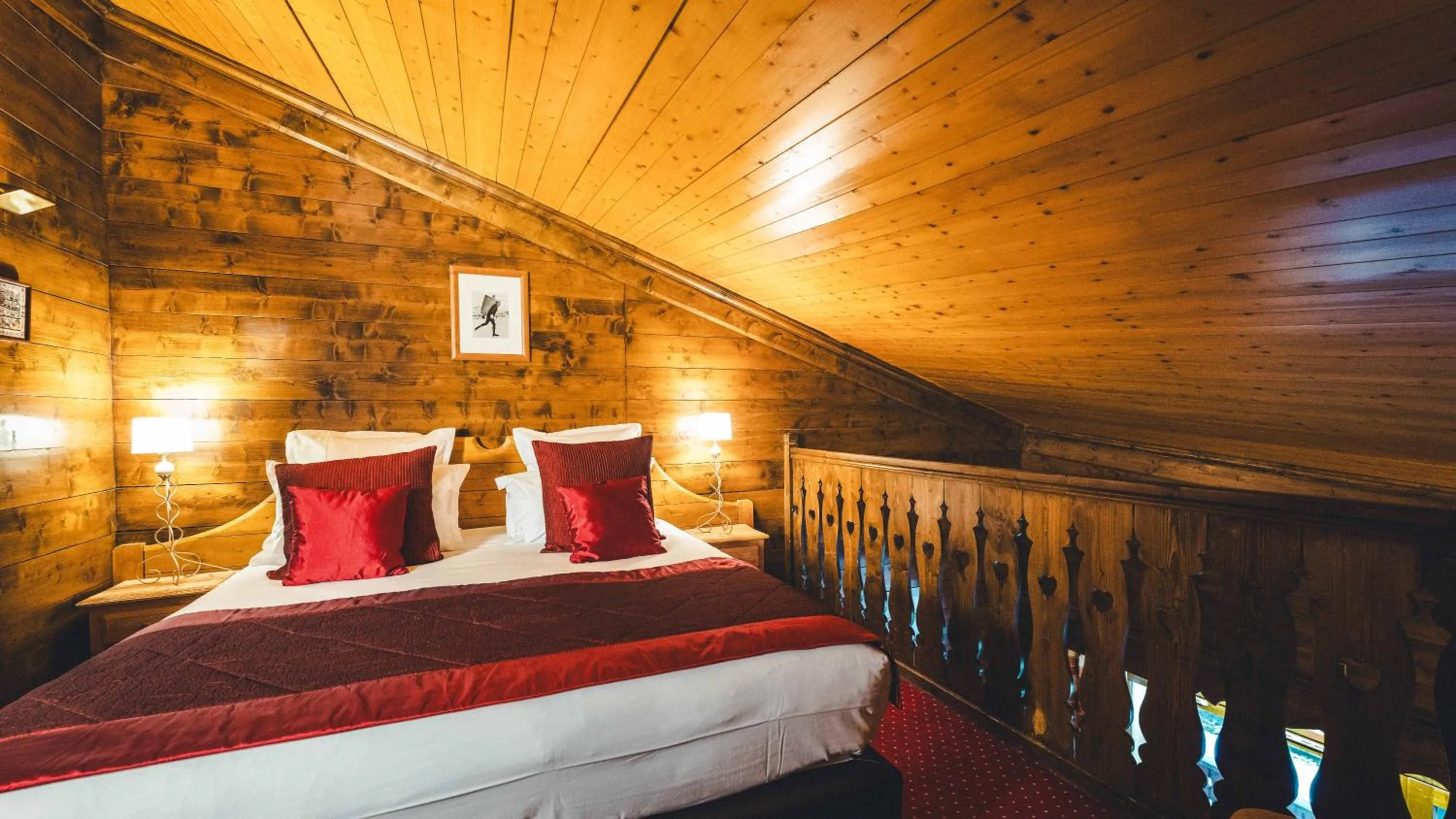 Bedroom, Bed in Hotel Mont Vallon