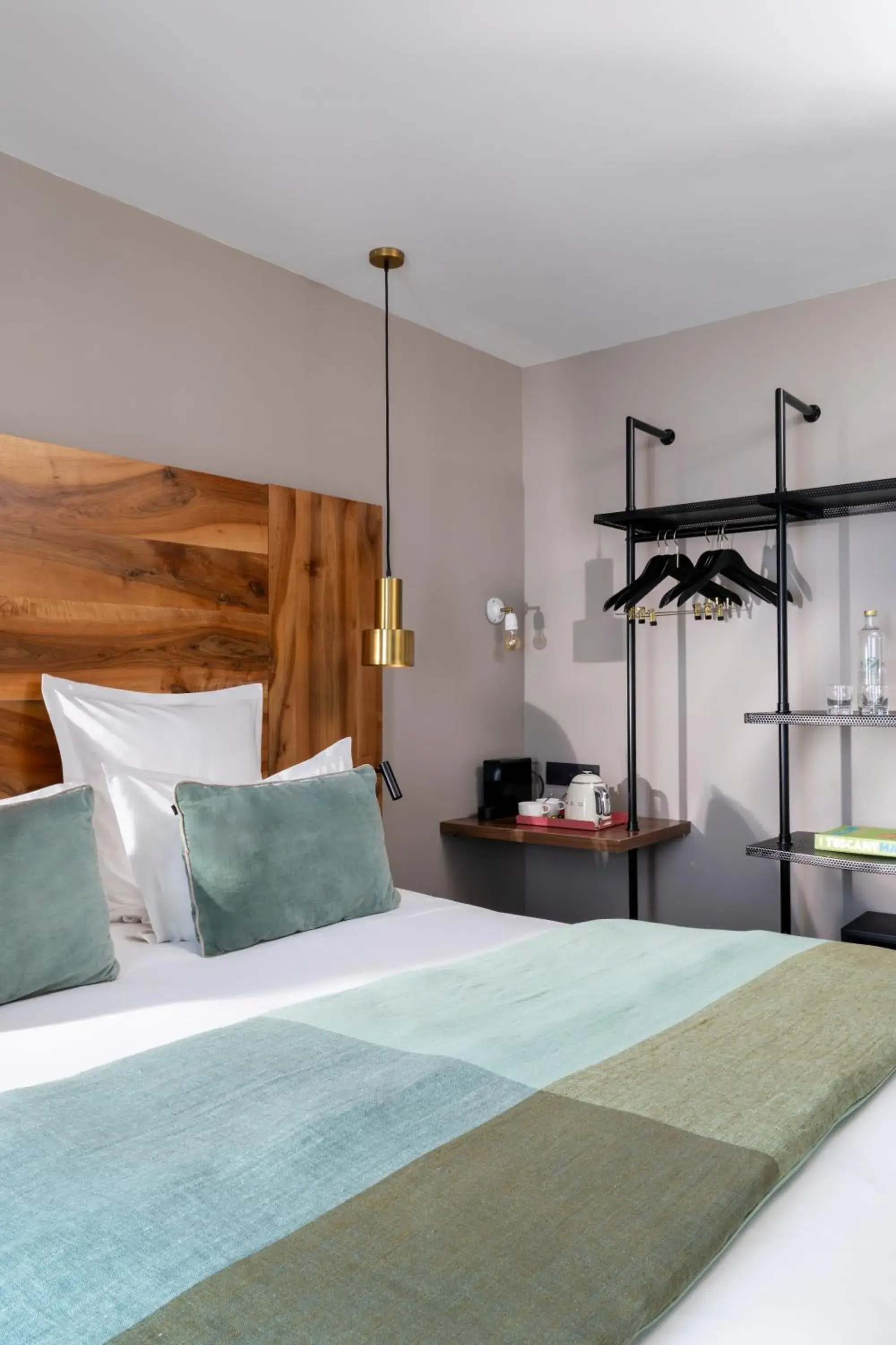 Superior Double Room in Hôtel Maxim Folies Superior Double Room in Hôtel Maxim Folies