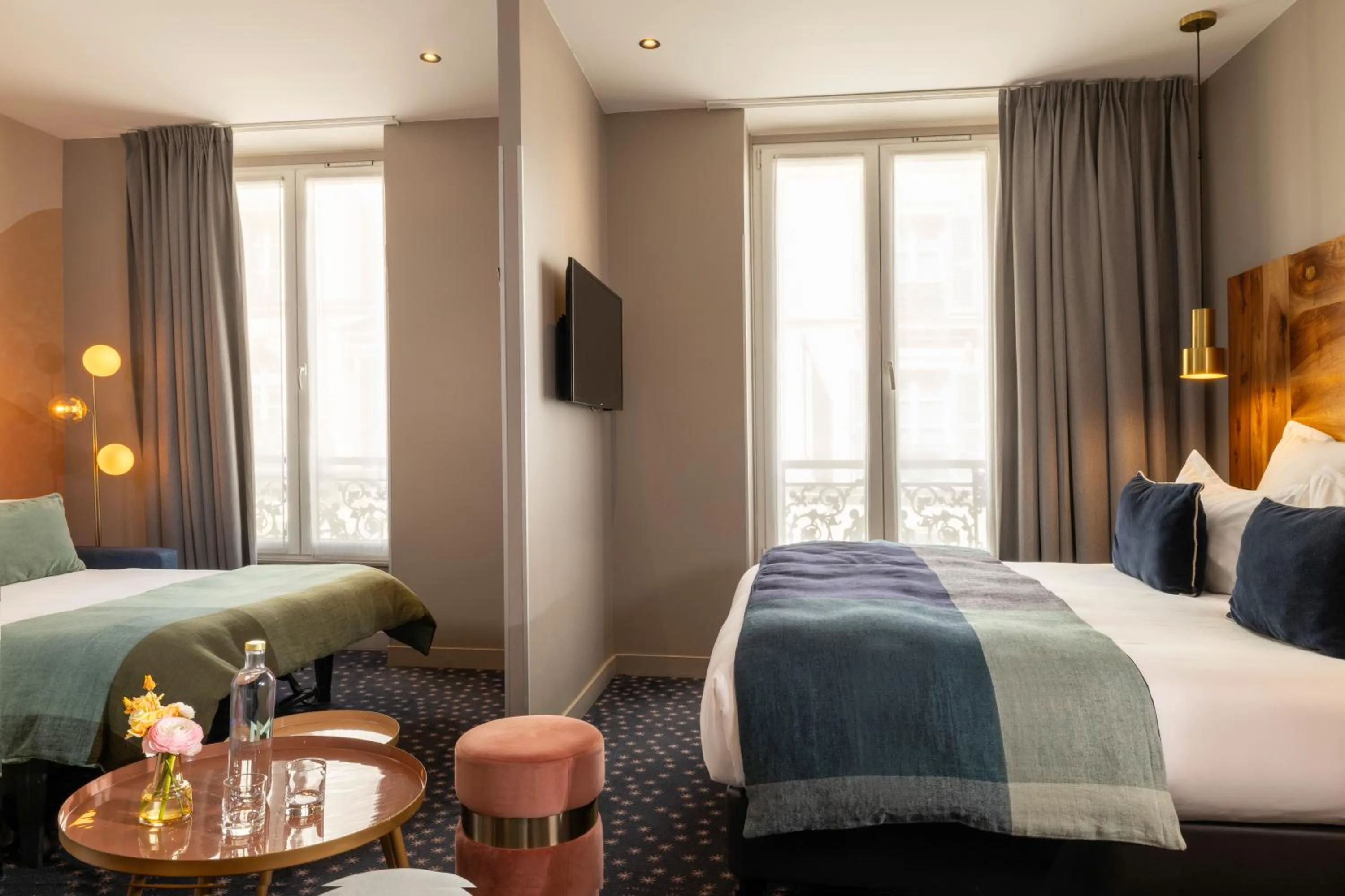 Bed in Hôtel Maxim Folies