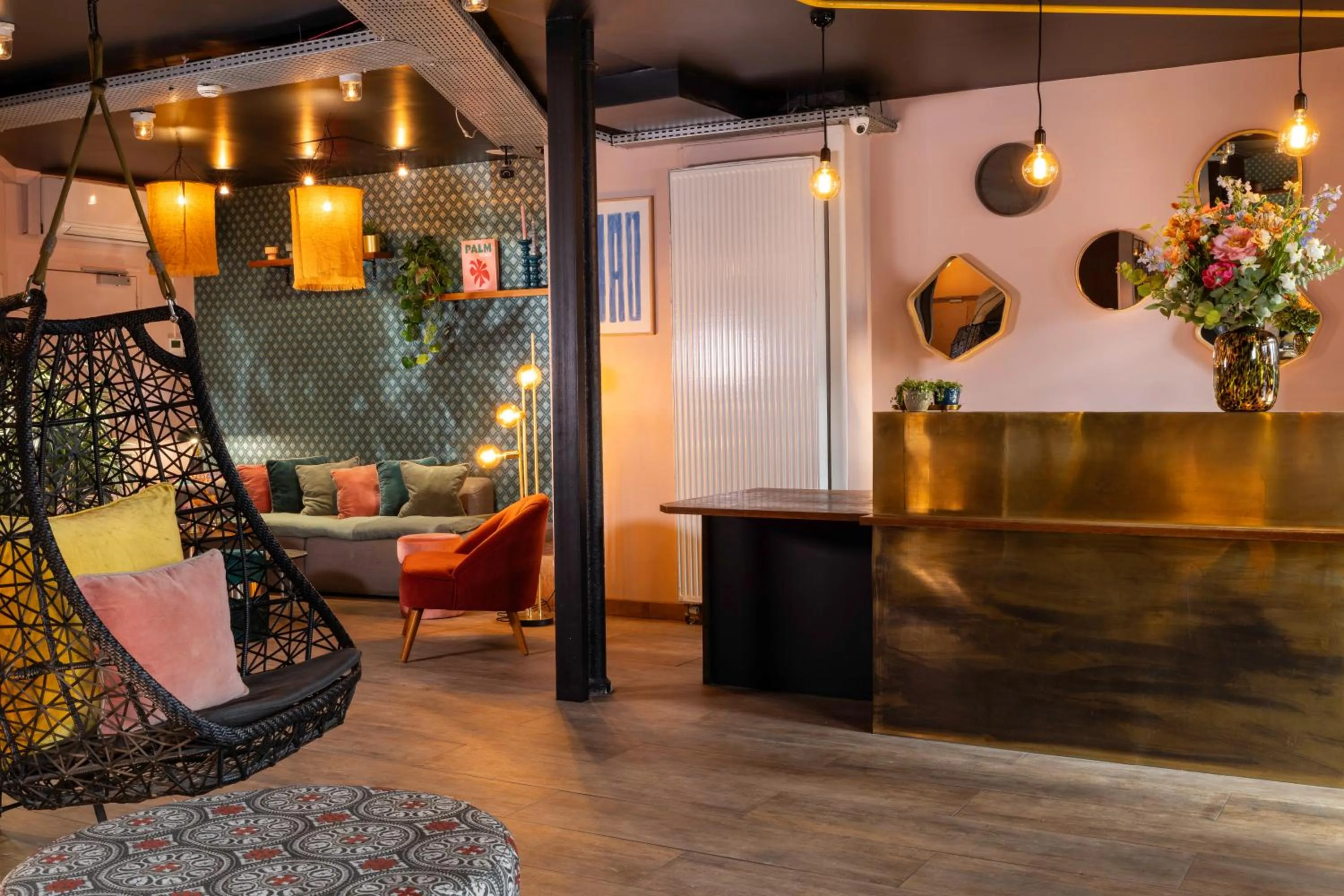 Lobby or reception in Hôtel Maxim Folies