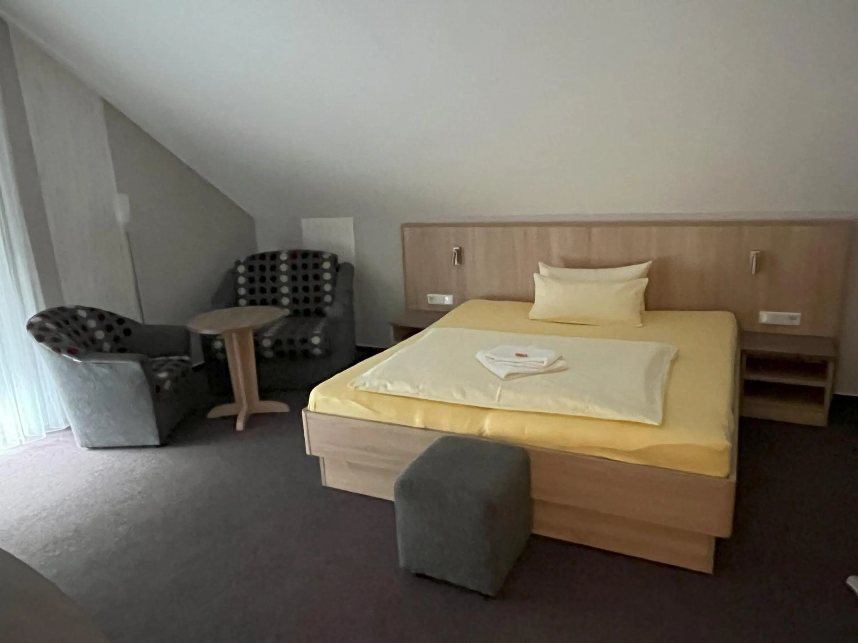 Bed in Hotel am Steinertsee - Kassel-Ost