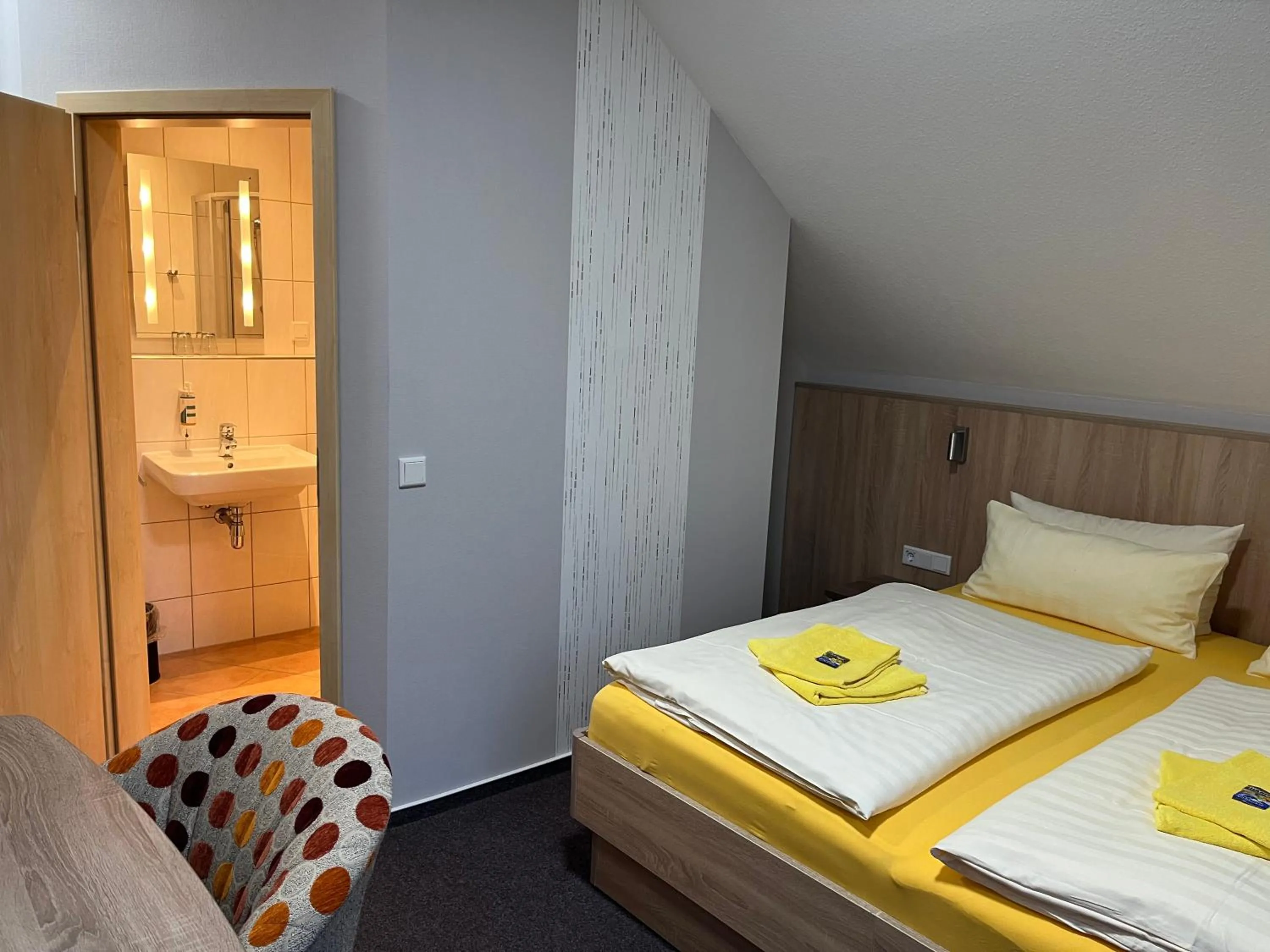 Bed in Hotel am Steinertsee - Kassel-Ost