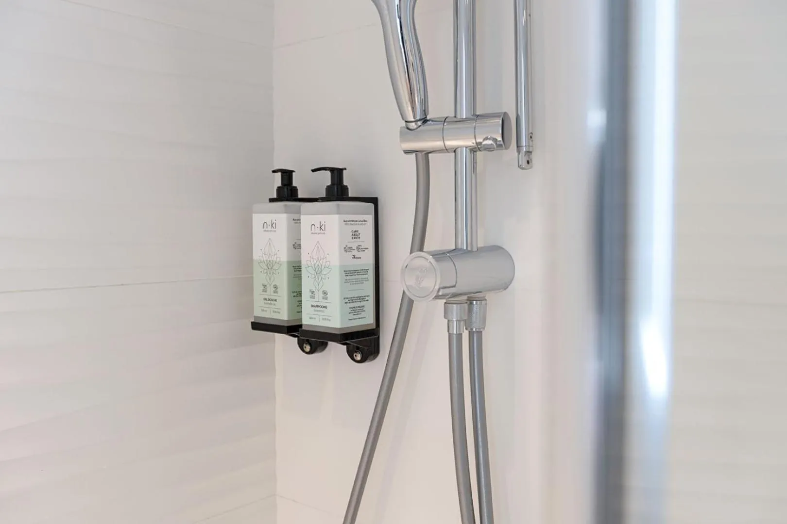 Bathroom in Hotel de France Invalides