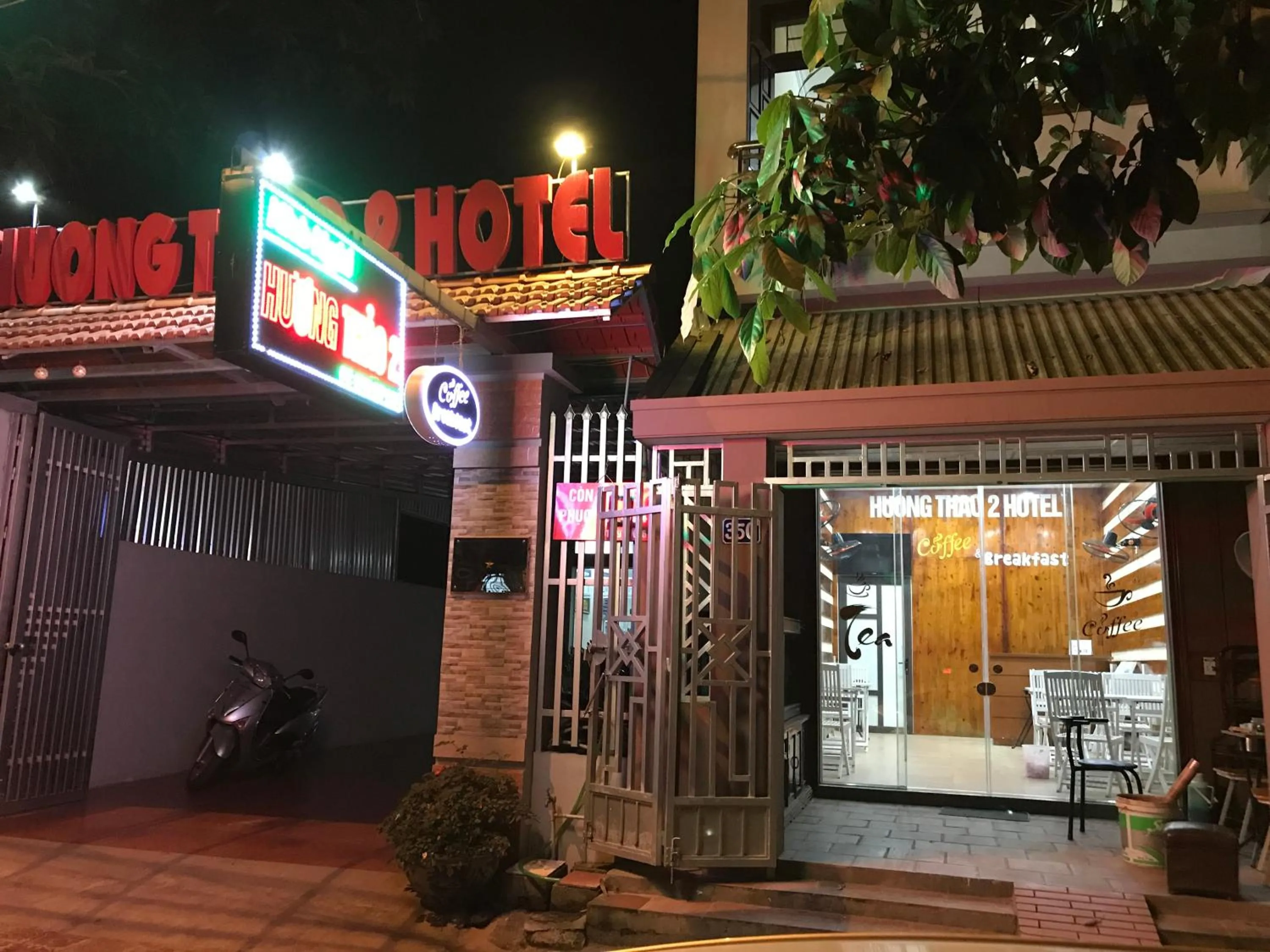 Restaurant/places to eat in Huong Thao 2 Hotel