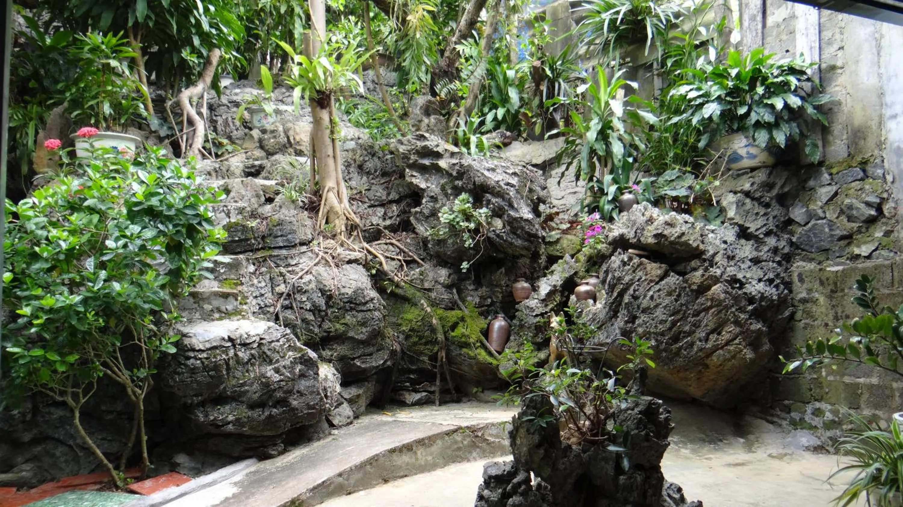 Garden in Huong Thao 2 Hotel