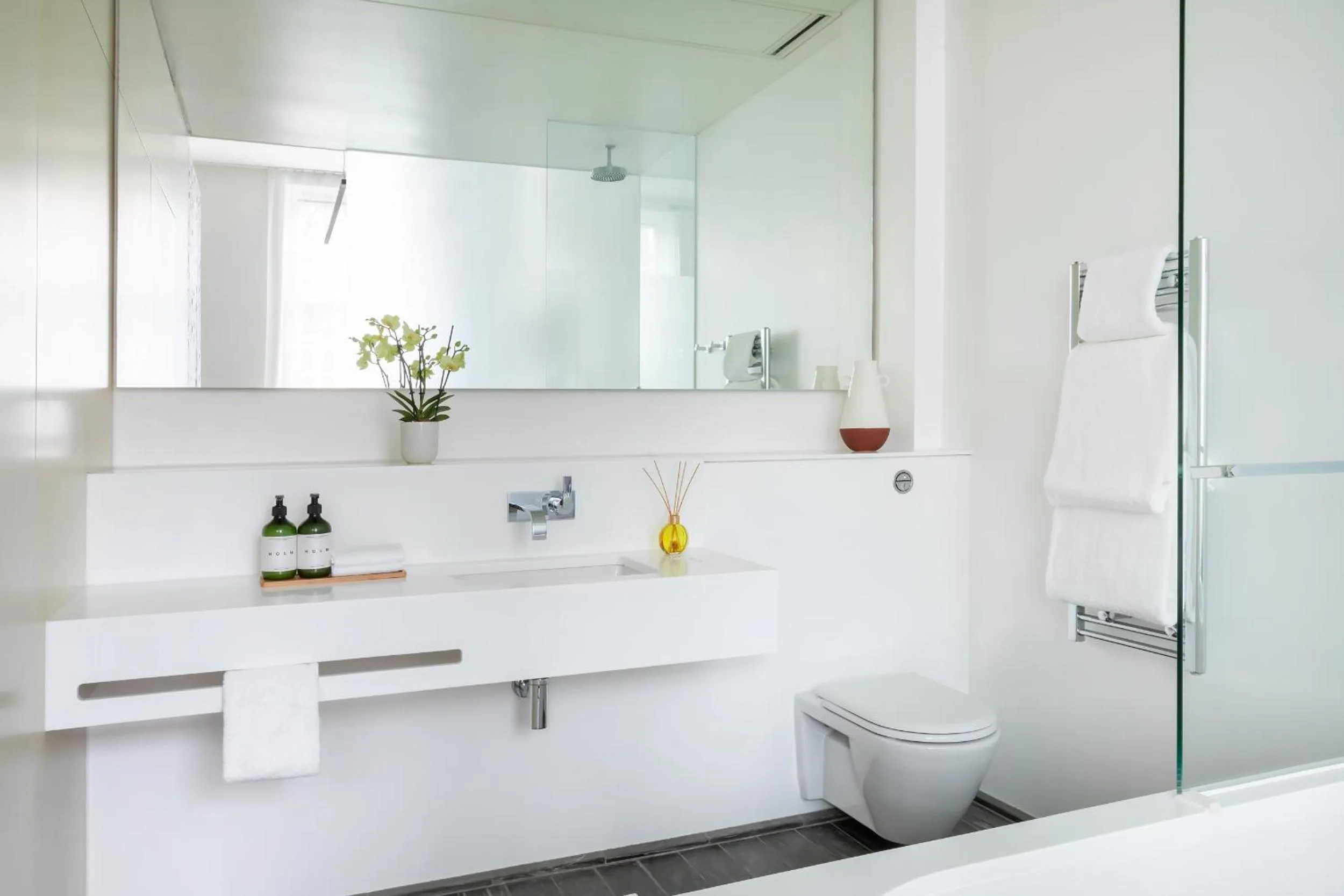 Bathroom in Town Hall Hotel - Shoreditch