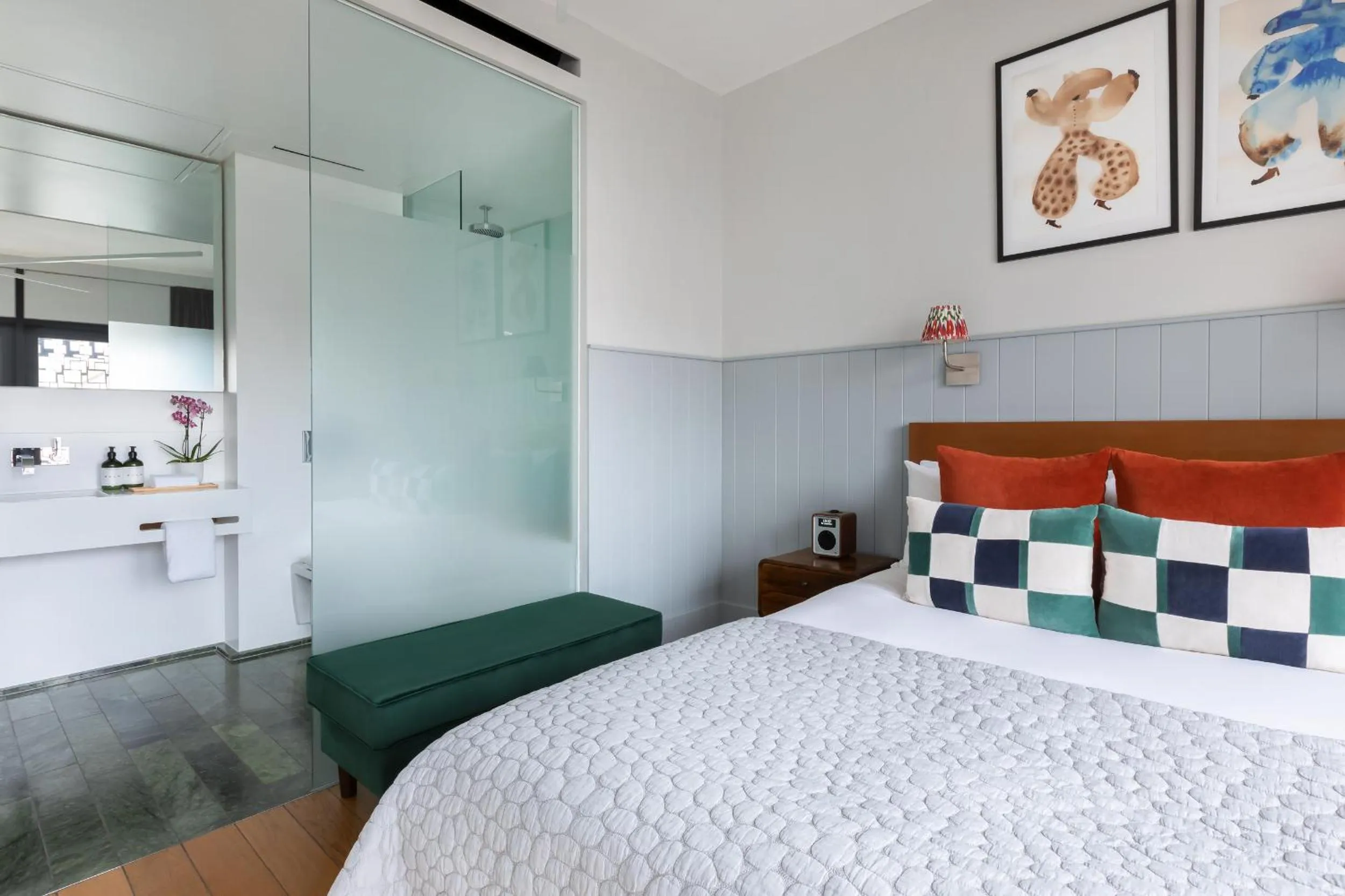 Bedroom, Bed in Town Hall Hotel - Shoreditch