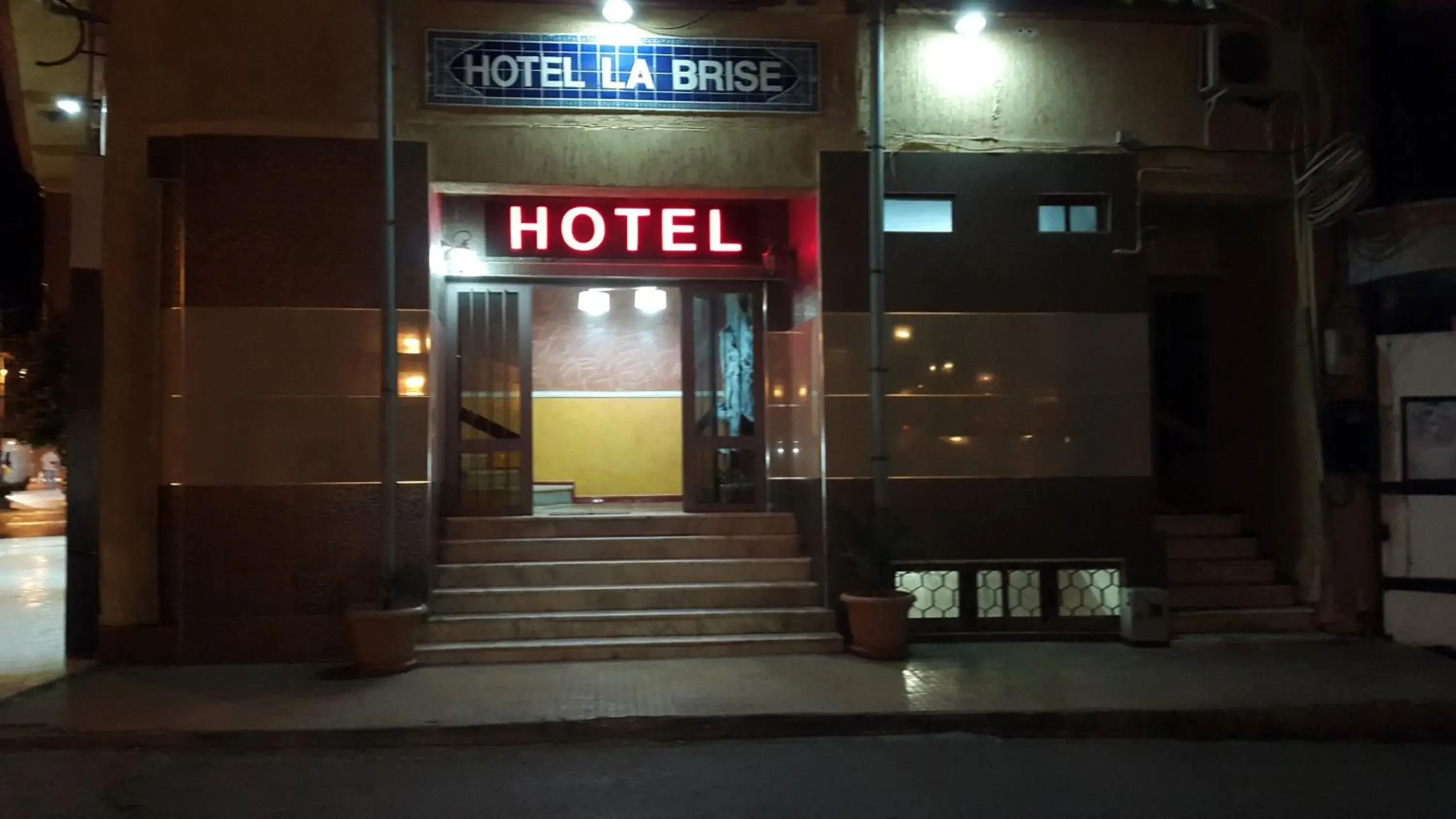 Hotel la brise Hotel la brise