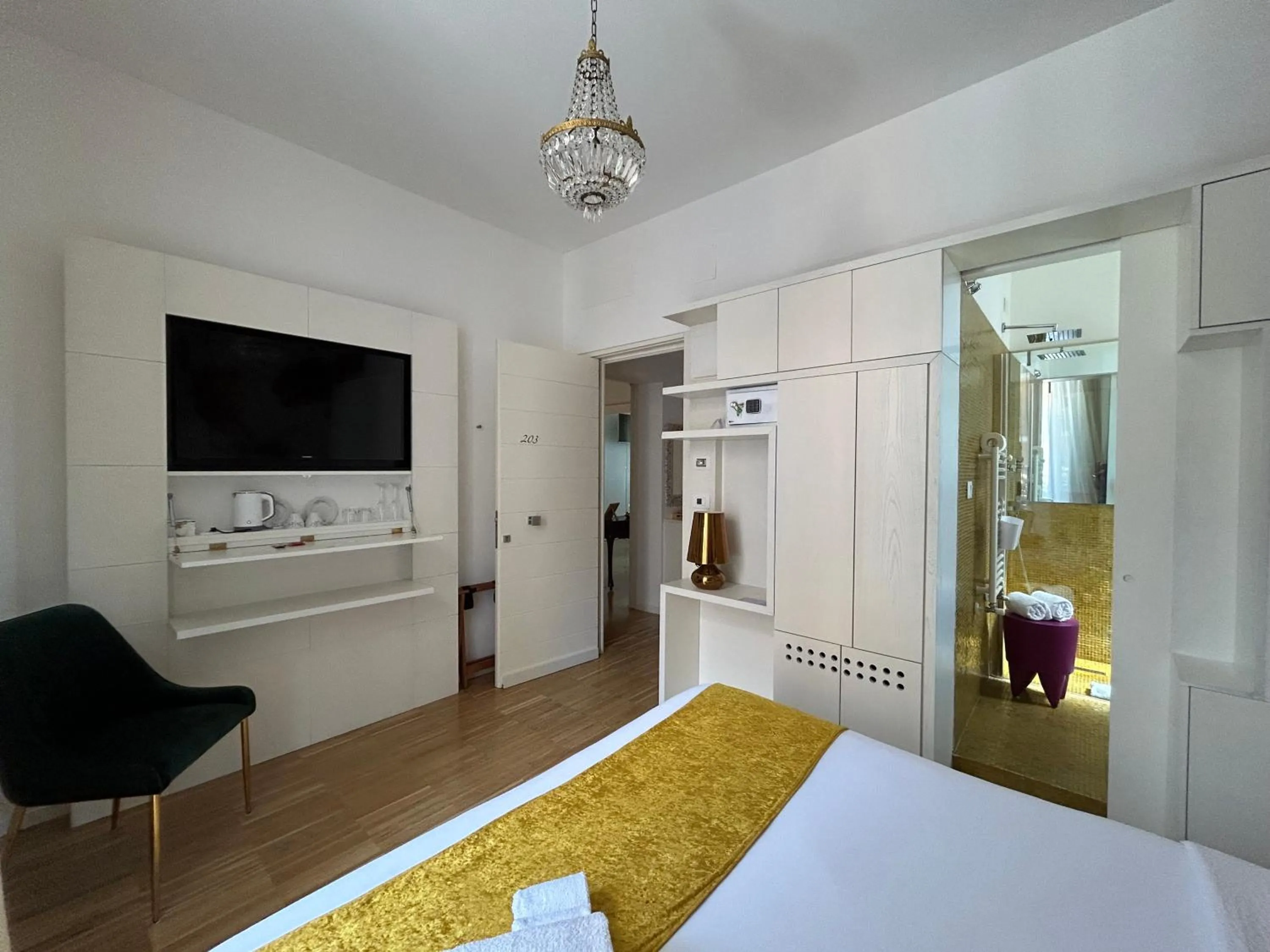 Bed in Maison Fleurie