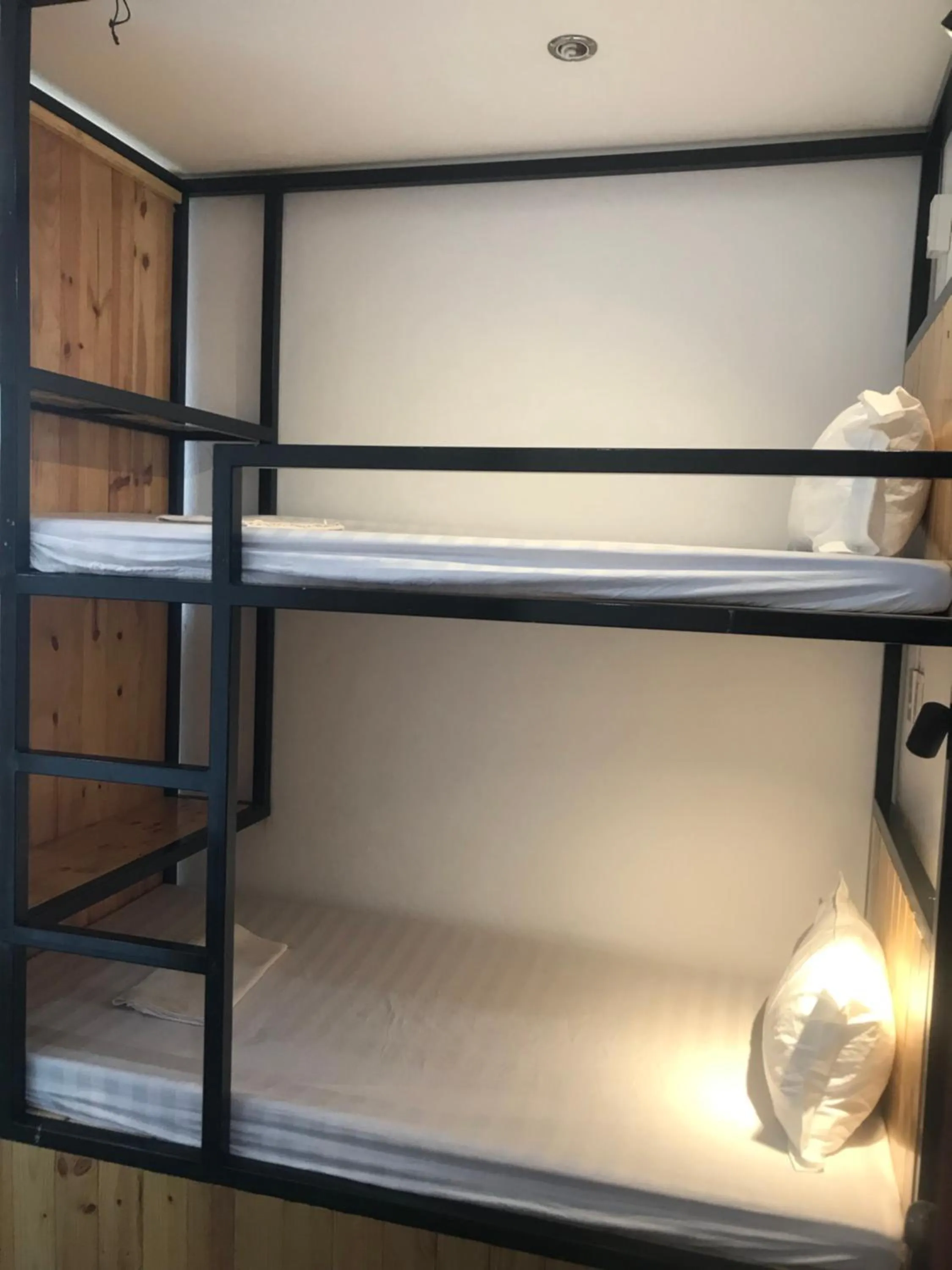 bunk bed, Bed in Thao Trang Hotel