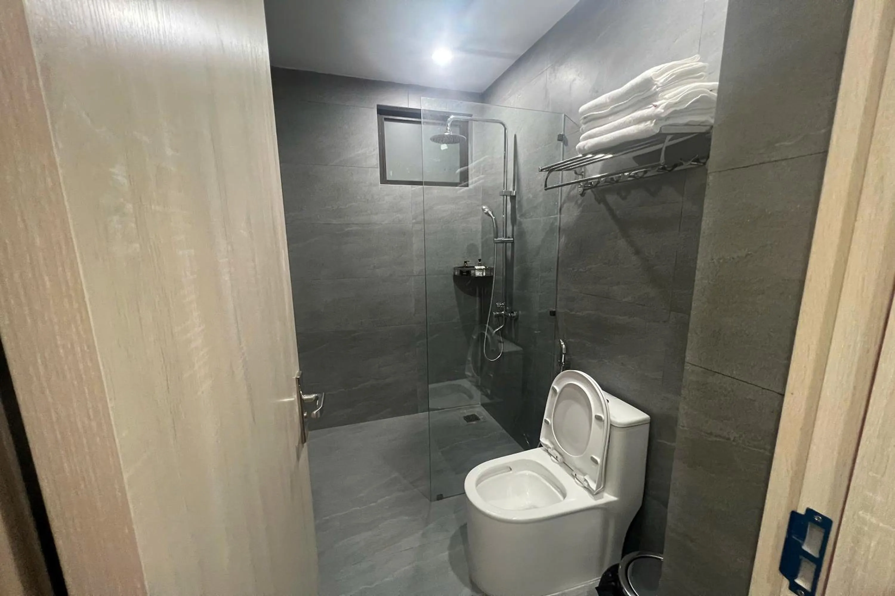 Bathroom in Thao Trang Hotel