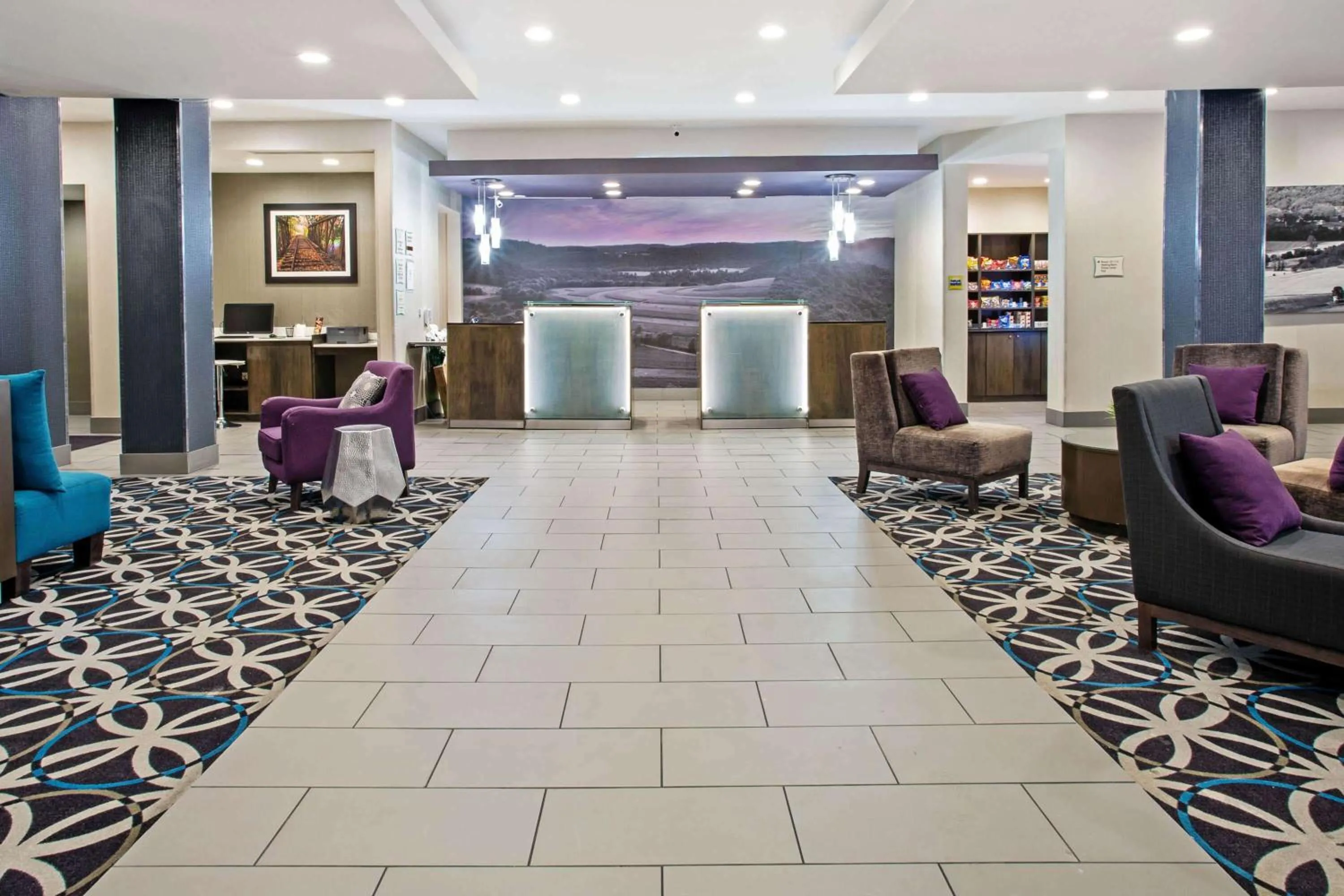 Lobby or reception in La Quinta by Wyndham York