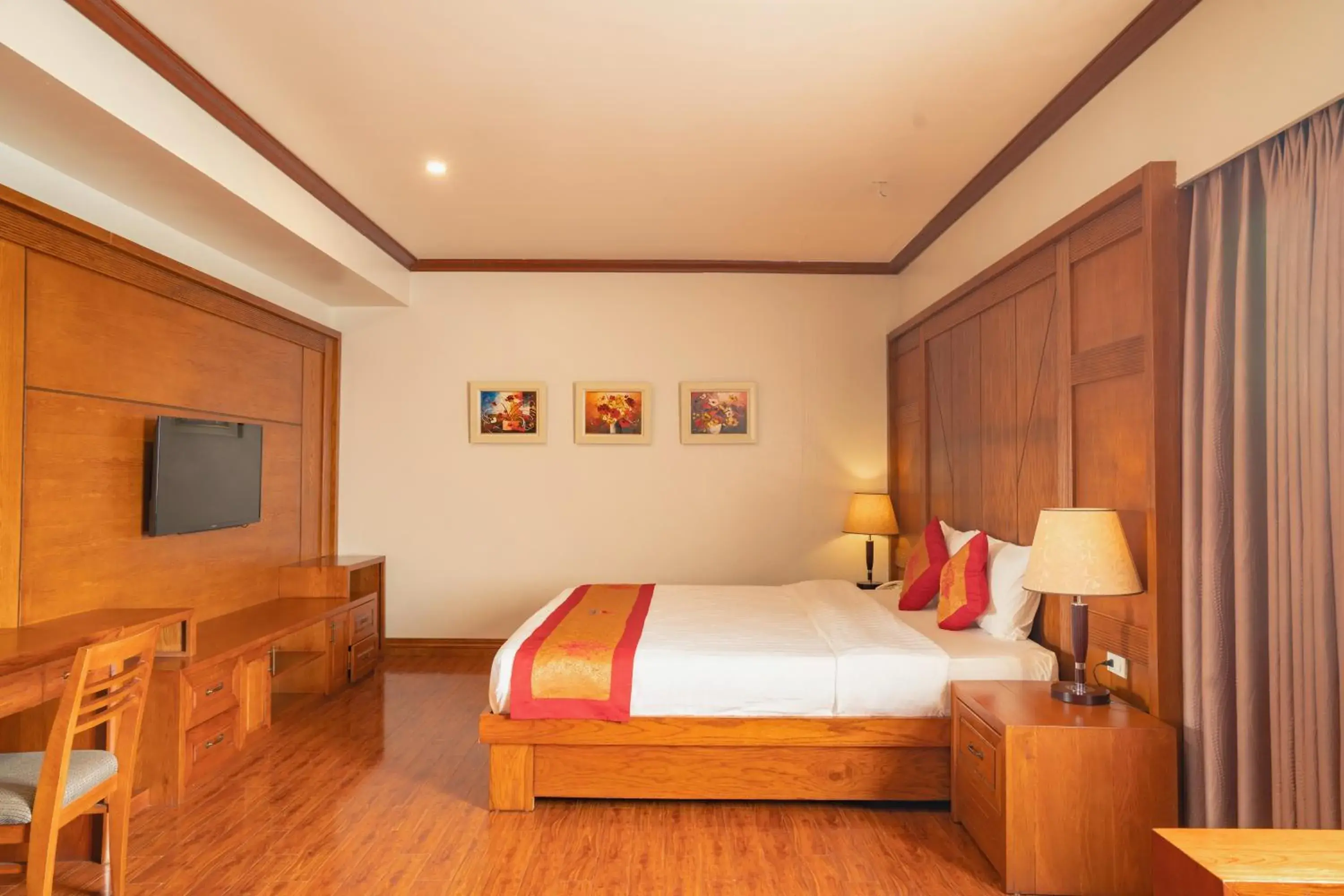 Deluxe Junior Suite in Phuong Anh Hotel 2 Hai Duong Deluxe Junior Suite in Phuong Anh Hotel 2 Hai Duong