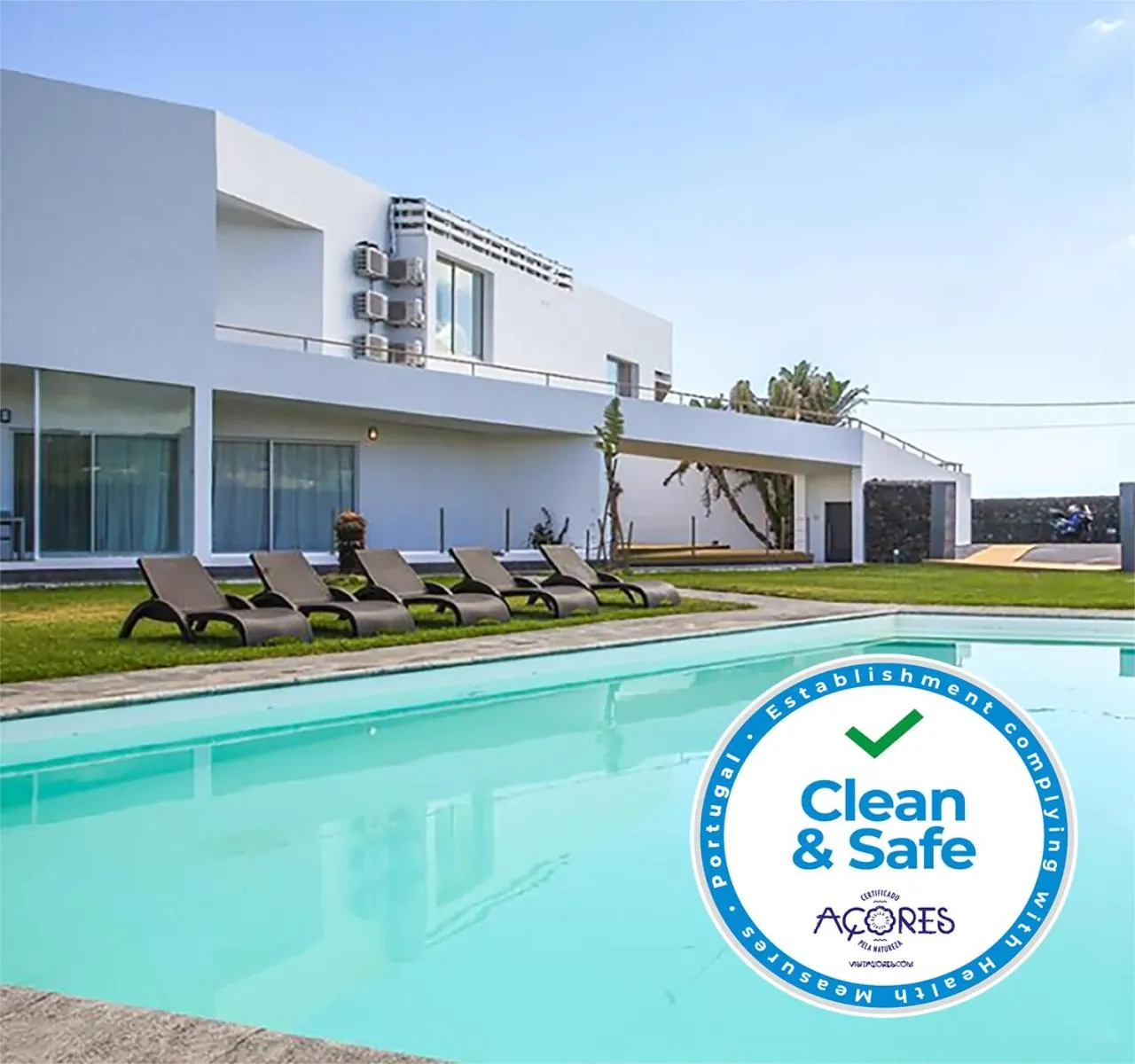 Property building in Sao Vicente Lodge - Atlantic Retreat